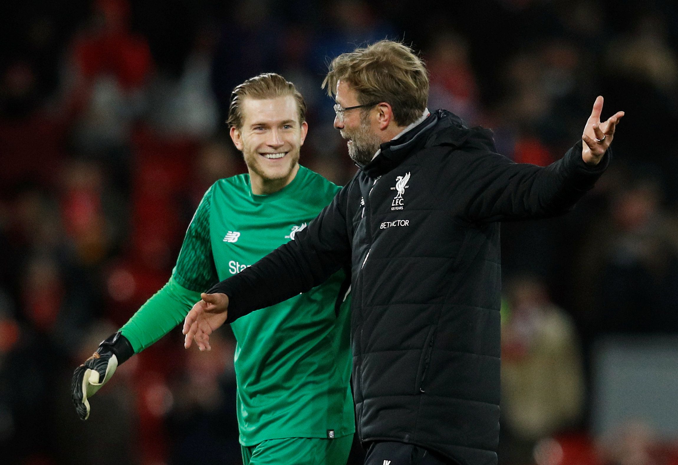 Soccer Football - Premier League - Liverpool vs Leicester City - Anfield, Liverpool, Britain - December 30, 2017   Liverpool manager Juergen Klopp celebrates with Loris Karius after the match     REUTERS/Phil Noble    EDITORIAL USE ONLY. No use with unauthorized audio, video, data, fixture lists, club/league logos or "live" services. Online in-match use limited to 75 images, no video emulation. No use in betting, games or single club/league/player publications.  Please contact your account repre