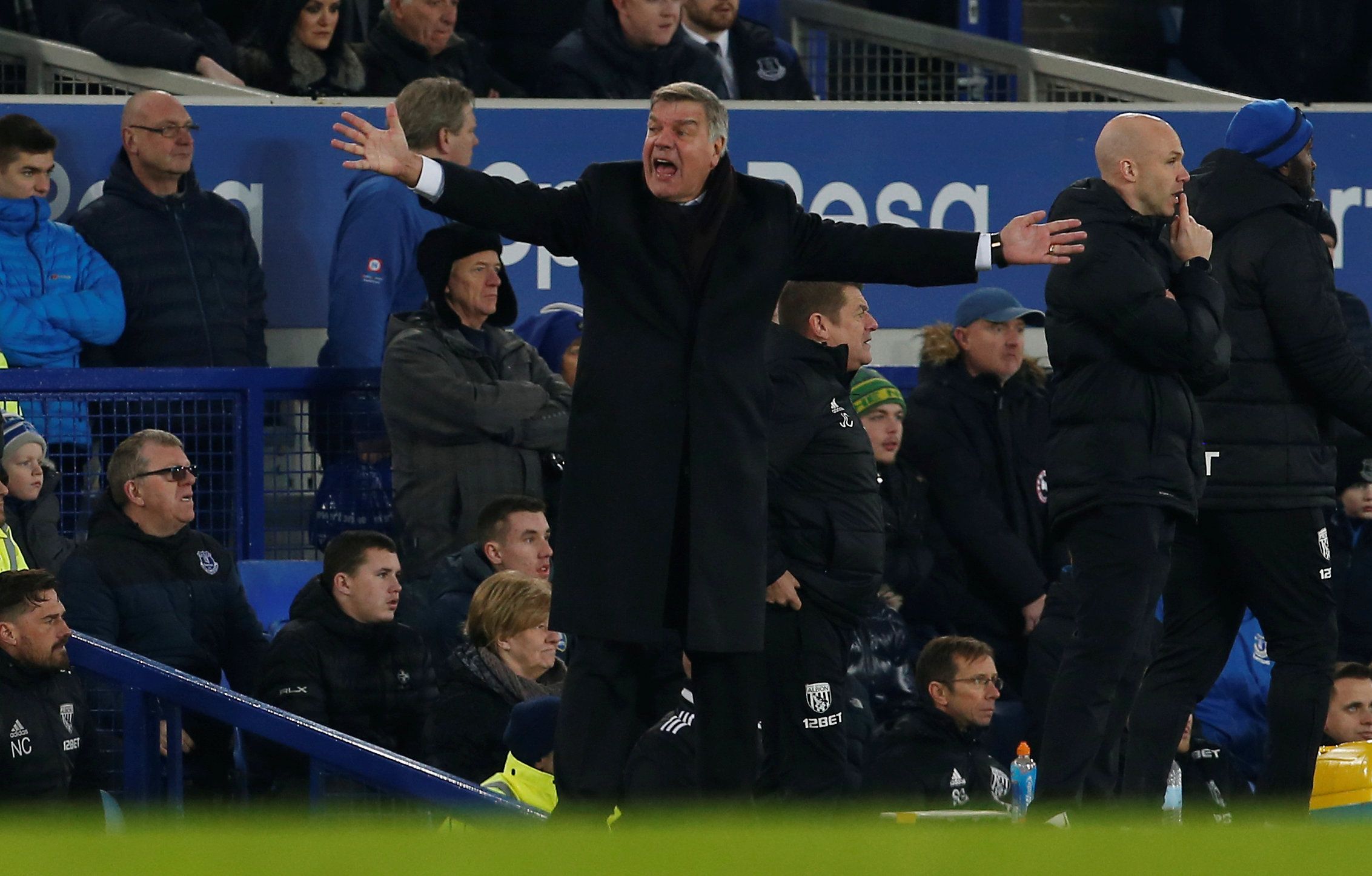 Soccer Football - Premier League - Everton vs West Bromwich Albion - Goodison Park, Liverpool, Britain - January 20, 2018   Everton manager Sam Allardyce reacts   Action Images via Reuters/Craig Brough    EDITORIAL USE ONLY. No use with unauthorized audio, video, data, fixture lists, club/league logos or 