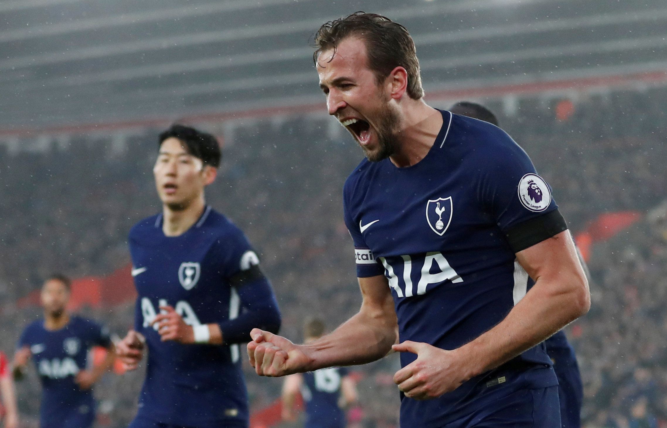 Soccer Football - Premier League - Southampton vs Tottenham Hotspur - St Mary's Stadium, Southampton, Britain - January 21, 2018   Tottenham's Harry Kane celebrates scoring their first goal      Action Images via Reuters/Matthew Childs    EDITORIAL USE ONLY. No use with unauthorized audio, video, data, fixture lists, club/league logos or 