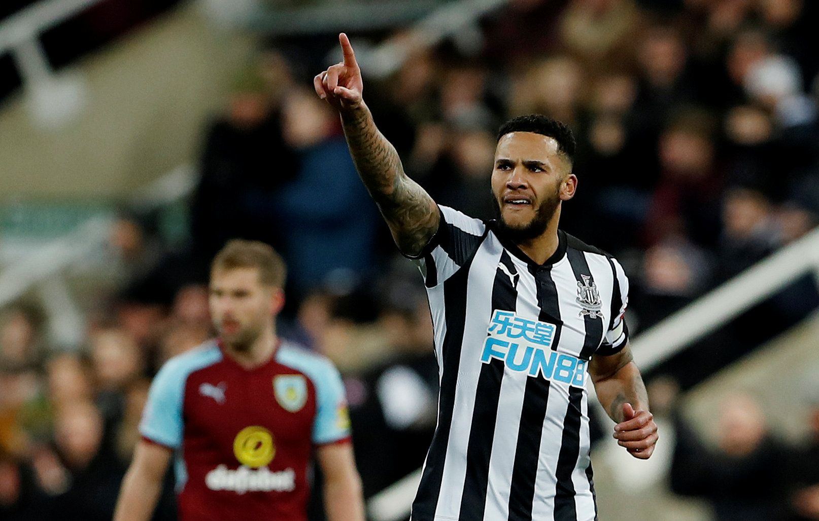 Soccer Football - Premier League - Newcastle United vs Burnley - St James' Park, Newcastle, Britain - January 31, 2018   Newcastle United's Jamaal Lascelles celebrates scoring their first goal    Action Images via Reuters/Lee Smith    EDITORIAL USE ONLY. No use with unauthorized audio, video, data, fixture lists, club/league logos or "live" services. Online in-match use limited to 75 images, no video emulation. No use in betting, games or single club/league/player publications.  Please contact y