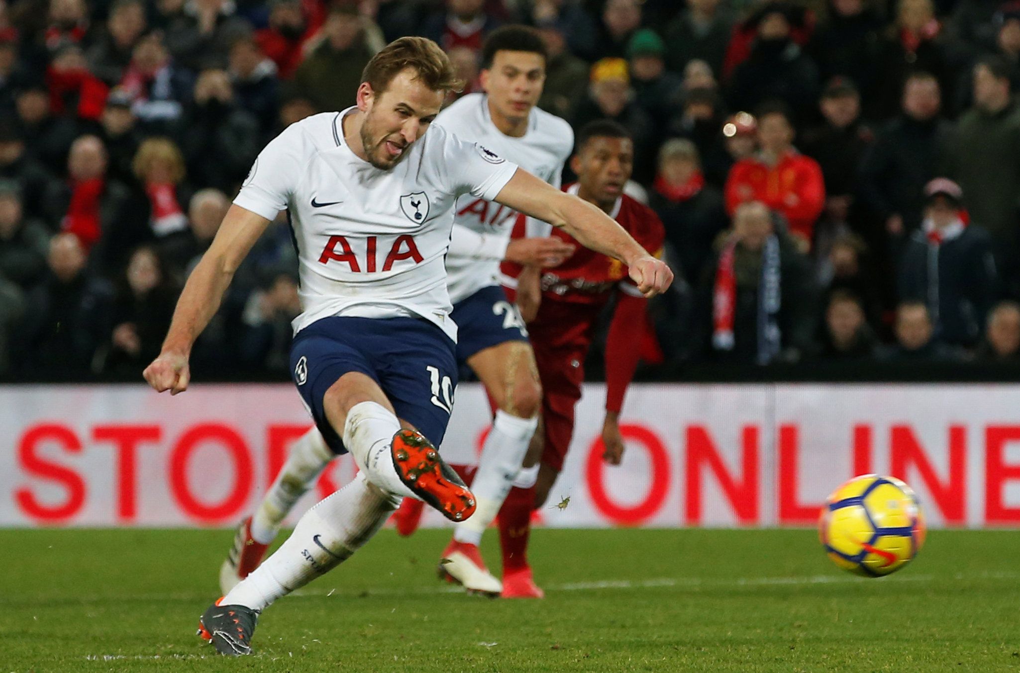 Soccer Football - Premier League - Liverpool vs Tottenham Hotspur - Anfield, Liverpool, Britain - February 4, 2018   Tottenham's Harry Kane scores their second goal from a penalty                         REUTERS/Andrew Yates    EDITORIAL USE ONLY. No use with unauthorized audio, video, data, fixture lists, club/league logos or 