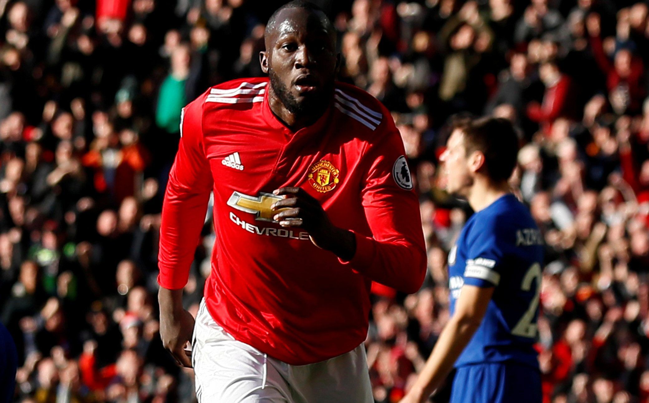 Soccer Football - Premier League - Manchester United vs Chelsea - Old Trafford, Manchester, Britain - February 25, 2018   Manchester United's Romelu Lukaku celebrates scoring their first goal   Action Images via Reuters/Jason Cairnduff    EDITORIAL USE ONLY. No use with unauthorized audio, video, data, fixture lists, club/league logos or 