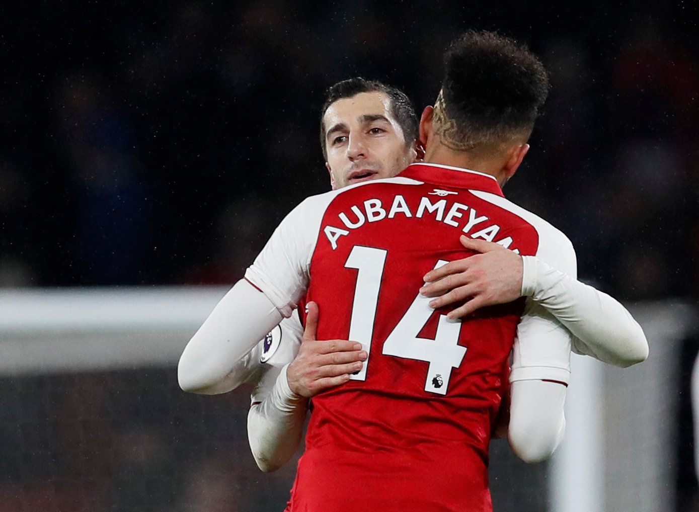 Soccer Football - Premier League - Arsenal vs Everton - Emirates Stadium, London, Britain - February 3, 2018   Arsenal's Henrikh Mkhitaryan and Pierre-Emerick Aubameyang celebrate after the match    REUTERS/David Klein    EDITORIAL USE ONLY. No use with unauthorized audio, video, data, fixture lists, club/league logos or 