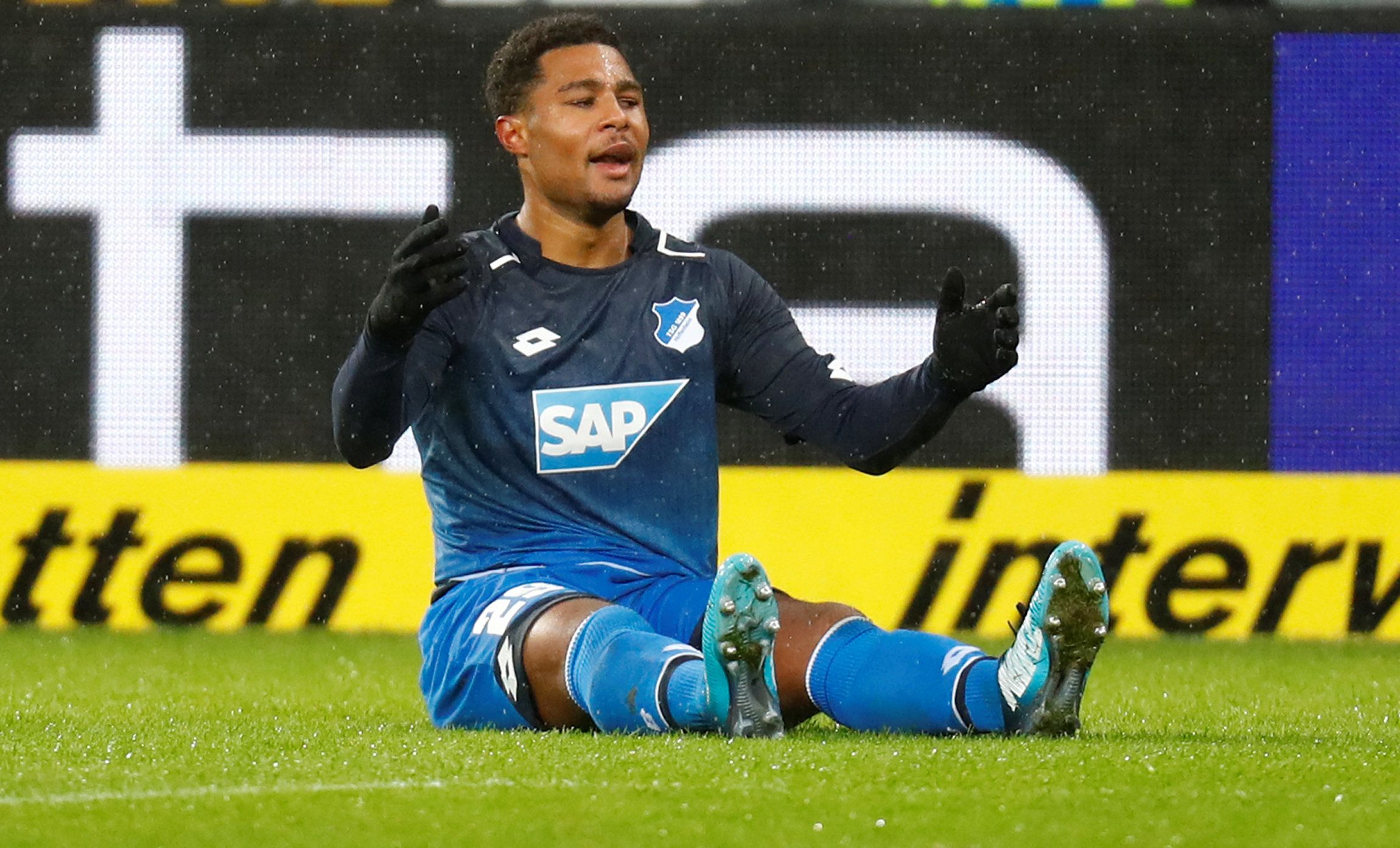 Soccer Football - Bundesliga - TSG 1899 Hoffenheim vs Bayer Leverkusen - Wirsol Rhein-Neckar-Arena, Sinsheim, Germany - January 20, 2018   Hoffenheim’s Serge Gnabry reacts   REUTERS/Kai Pfaffenbach    DFL RULES TO LIMIT THE ONLINE USAGE DURING MATCH TIME TO 15 PICTURES PER GAME. IMAGE SEQUENCES TO SIMULATE VIDEO IS NOT ALLOWED AT ANY TIME. FOR FURTHER QUERIES PLEASE CONTACT DFL DIRECTLY AT + 49 69 650050