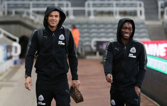 Soccer Football - Premier League - Newcastle United vs Burnley - St James' Park, Newcastle, Britain - January 31, 2018   Newcastle's Kenedy and Christian Atsu arrive before the match   REUTERS/Scott Heppell    EDITORIAL USE ONLY. No use with unauthorized audio, video, data, fixture lists, club/league logos or 