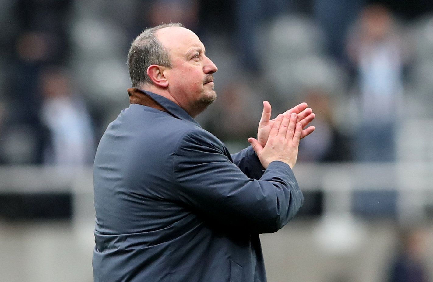 Soccer Football - Premier League - Newcastle United vs Huddersfield Town - St James' Park, Newcastle, Britain - March 31, 2018   Newcastle United manager Rafael Benitez applauds the fans at the end of the match    REUTERS/Scott Heppell    EDITORIAL USE ONLY. No use with unauthorized audio, video, data, fixture lists, club/league logos or 