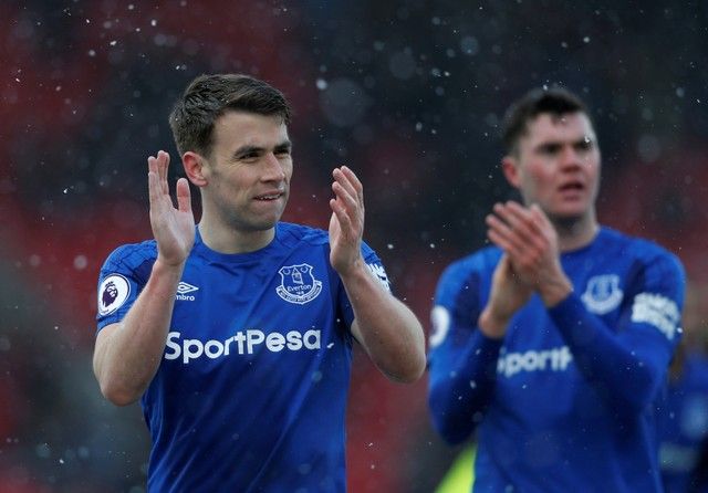 Soccer Football - Premier League - Stoke City vs Everton - bet365 Stadium, Stoke-on-Trent, Britain - March 17, 2018   Everton's Seamus Coleman applauds fans after the match                   Action Images via Reuters/Ed Sykes    EDITORIAL USE ONLY. No use with unauthorized audio, video, data, fixture lists, club/league logos or 