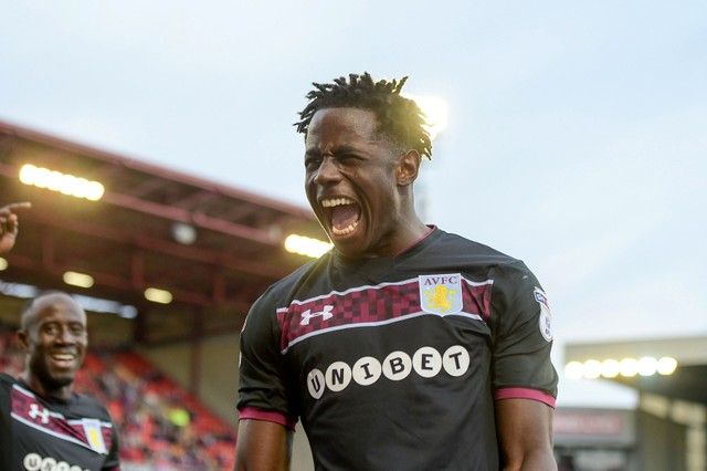 Soccer Football - Championship - Barnsley vs Aston Villa - Oakwell Stadium, Barnsley, Britain - September 16, 2017  Aston Villa's Keinan Davis celebrates scoring their third goal  Action Images/Paul Burrows  EDITORIAL USE ONLY. No use with unauthorized audio, video, data, fixture lists, club/league logos or 