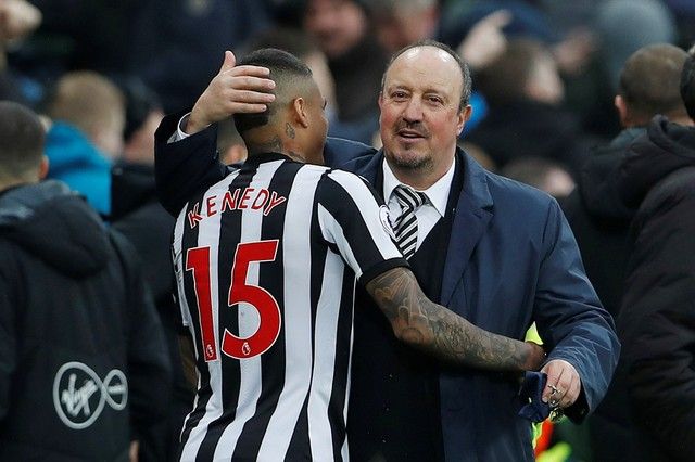 Soccer Football - Premier League - Newcastle United vs Southampton - St James' Park, Newcastle, Britain - March 10, 2018   Newcastle United manager Rafael Benitez celebrates with Kenedy after the match   Action Images via Reuters/Lee Smith    EDITORIAL USE ONLY. No use with unauthorized audio, video, data, fixture lists, club/league logos or 