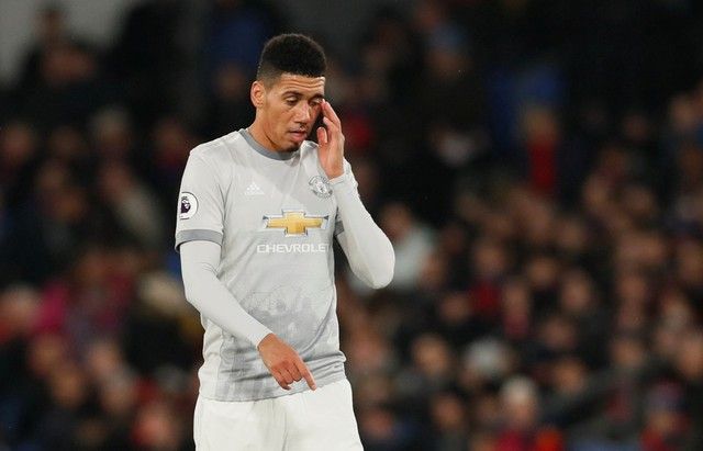 Soccer Football - Premier League - Crystal Palace v Manchester United - Selhurst Park, London, Britain - March 5, 2018   Manchester United's Chris Smalling   REUTERS/David Klein    EDITORIAL USE ONLY. No use with unauthorized audio, video, data, fixture lists, club/league logos or 