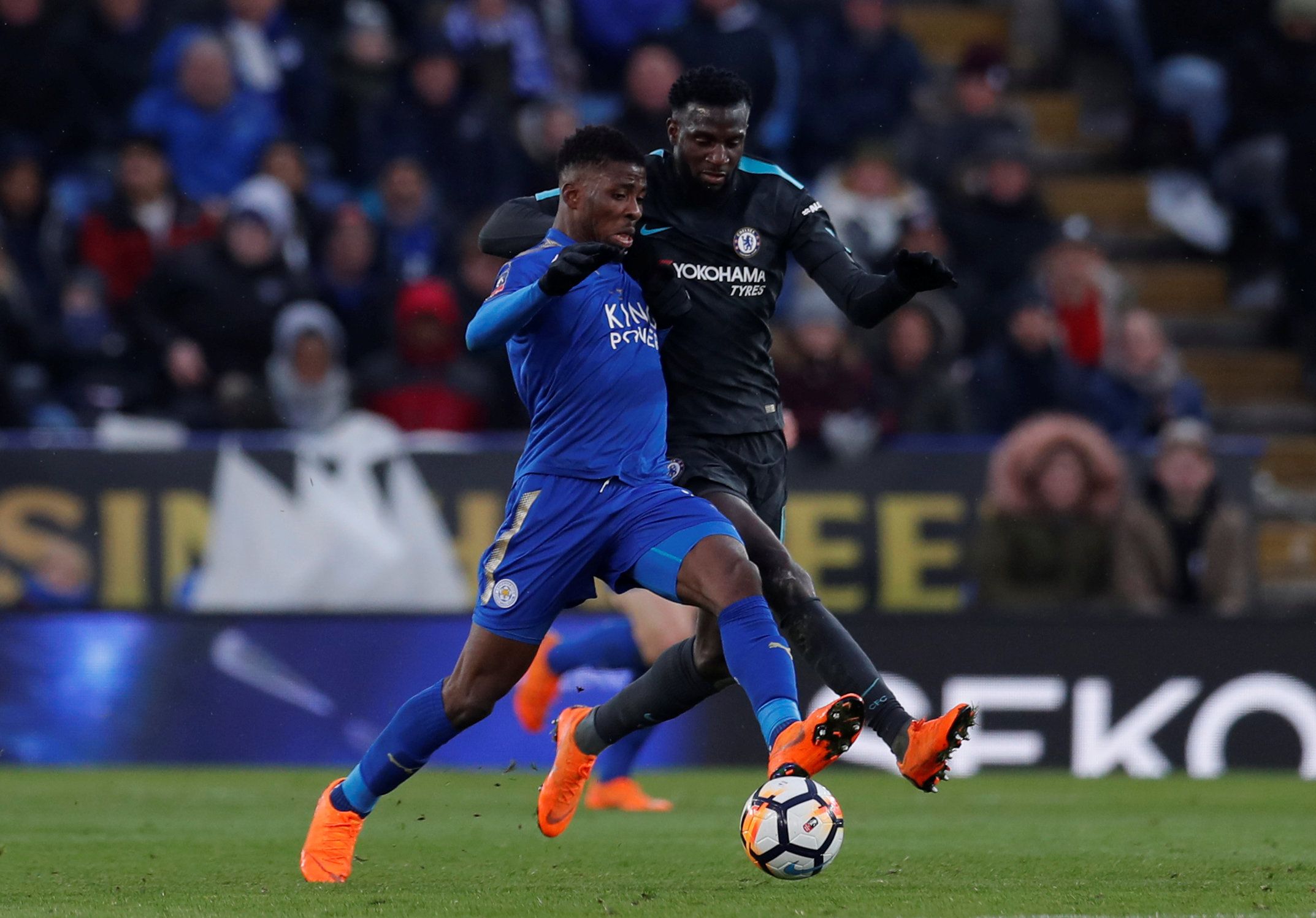 Soccer Football - FA Cup Quarter Final - Leicester City vs Chelsea - King Power Stadium, Leicester, Britain - March 18, 2018   Leicester City's Kelechi Iheanacho in action with Chelsea's Tiemoue Bakayoko     Action Images via Reuters/Andrew Couldridge