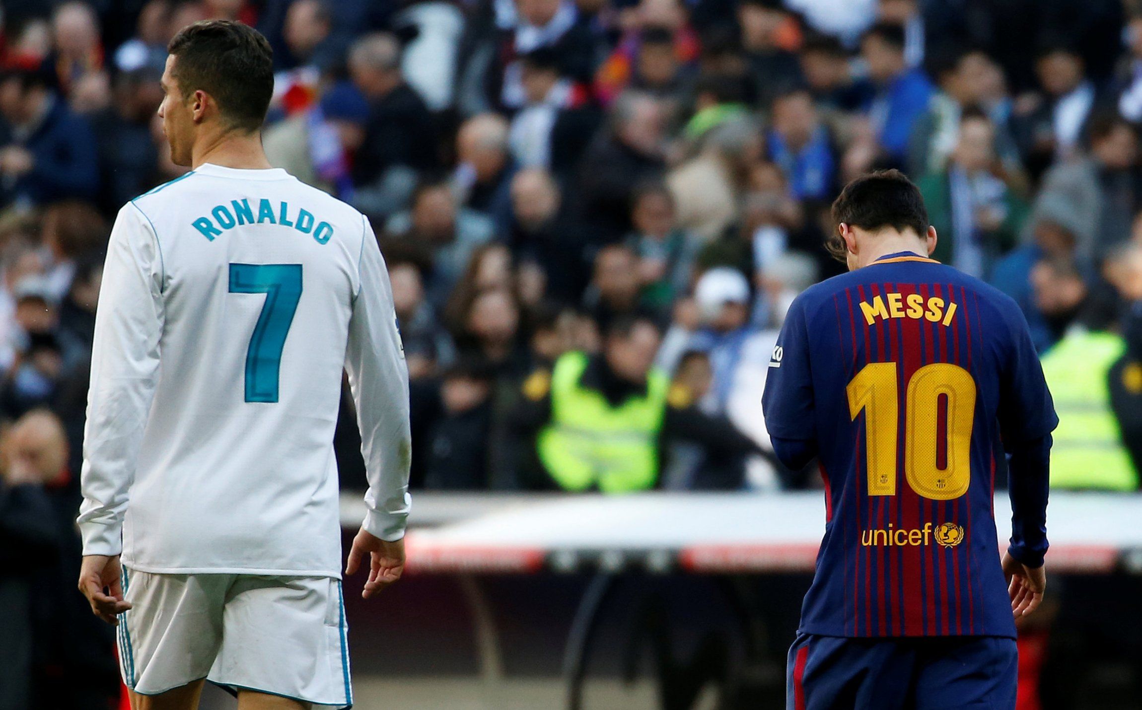 Cristiano Ronaldo and Lionel Messi side by side