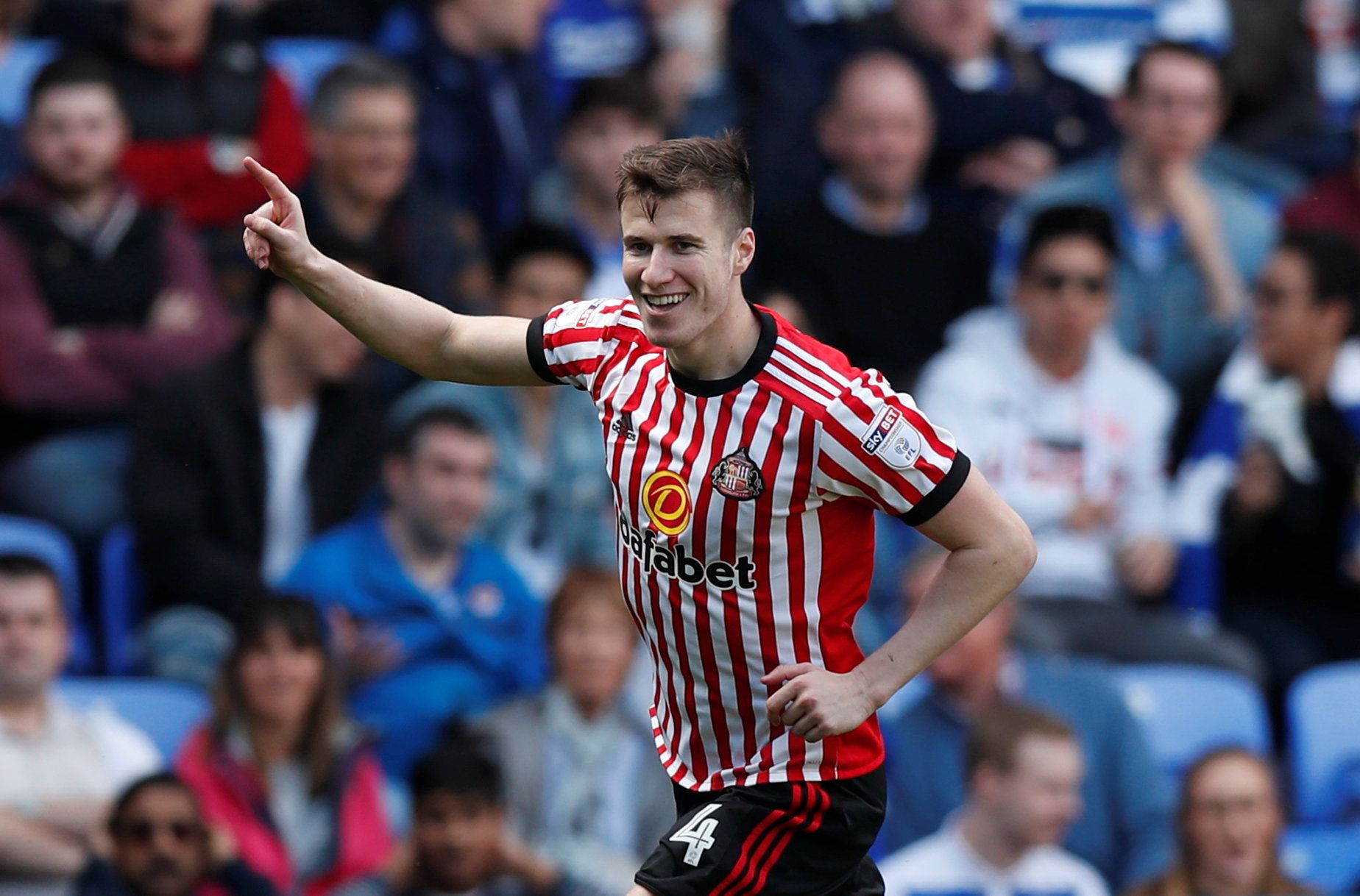 Soccer Football - Championship - Reading vs Sunderland - Madejski Stadium, Reading, Britain - April 14, 2018   Sunderland's Paddy McNair celebrates scoring their first goal   Action Images/Peter Cziborra    EDITORIAL USE ONLY. No use with unauthorized audio, video, data, fixture lists, club/league logos or 