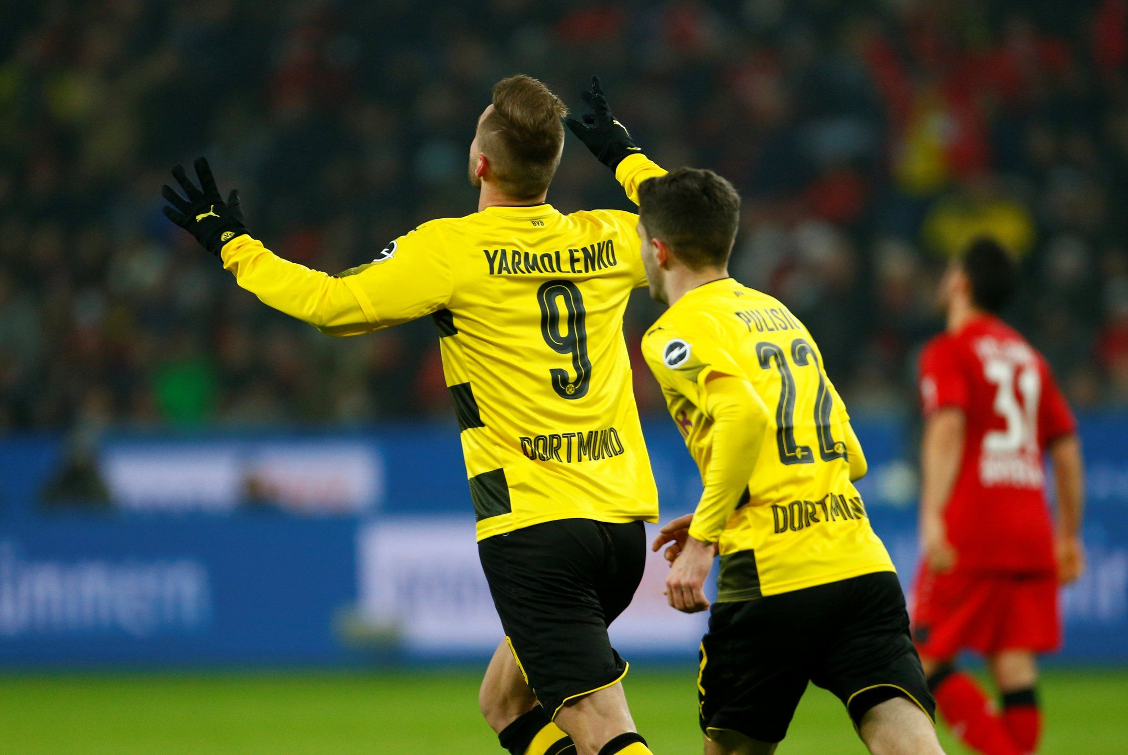 Andriy Yarmolenko celebrates scoring for Borussia Dortmund