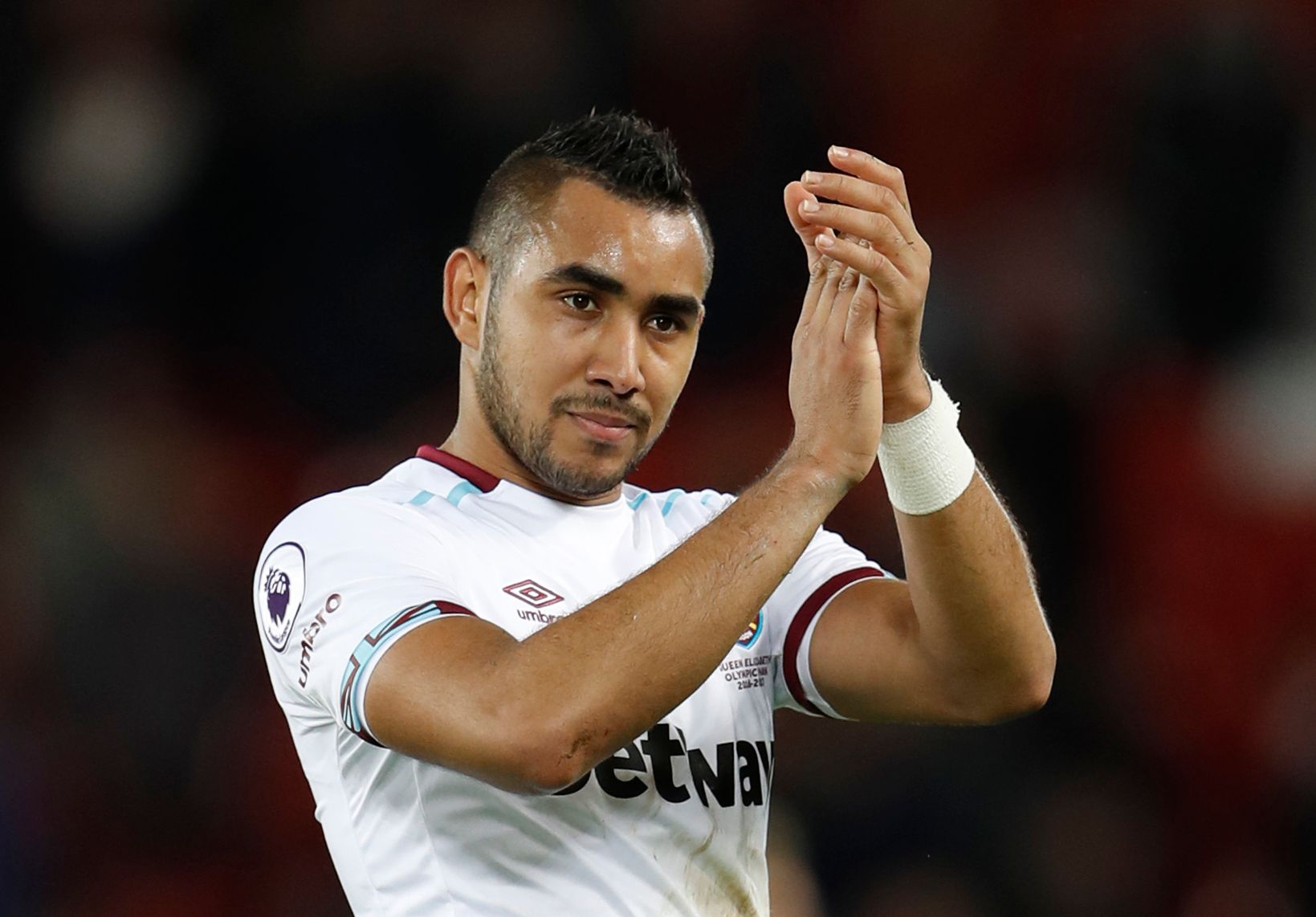 West Ham United's Dimitri Payet applauds the fans at the end of the match