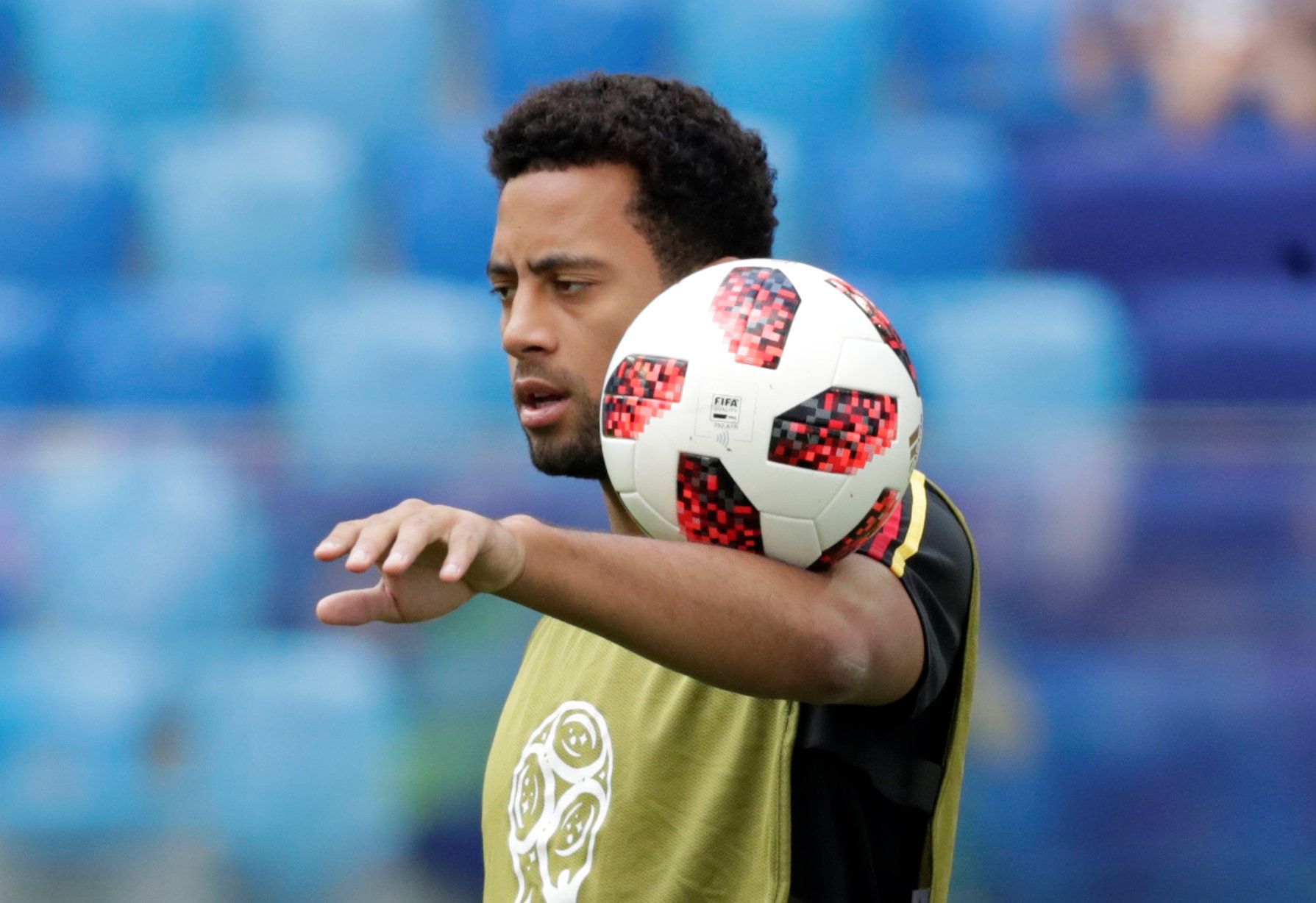Mousa Dembele warming up at the World Cup