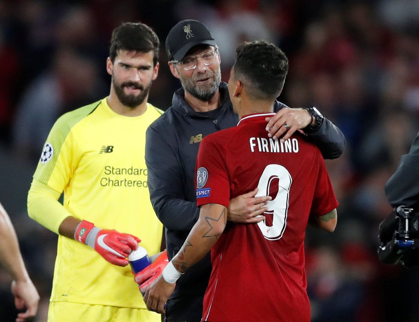Soccer Football - Champions League - Group Stage - Group C - Liverpool v Paris St Germain - Anfield, Liverpool, Britain - September 18, 2018  Liverpool's Roberto Firmino and manager Juergen Klopp celebrate after the match   Action Images via Reuters/Carl Recine