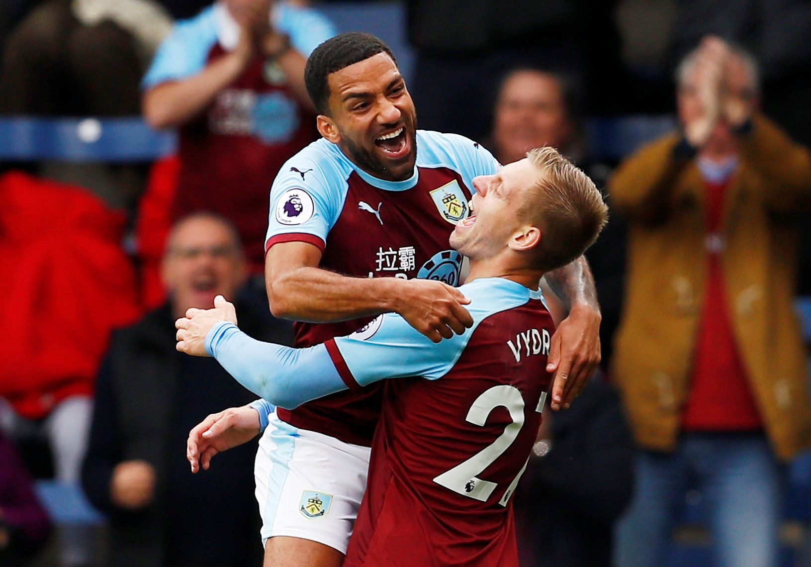 Soccer Football - Premier League - Burnley v AFC Bournemouth - Turf Moor, Burnley, Britain - September 22, 2018  Burnley's Matej Vydra celebrates scoring their first goal with Aaron Lennon            Action Images via Reuters/Jason Cairnduff  EDITORIAL USE ONLY. No use with unauthorized audio, video, data, fixture lists, club/league logos or "live" services. Online in-match use limited to 75 images, no video emulation. No use in betting, games or single club/league/player publications.  Please c