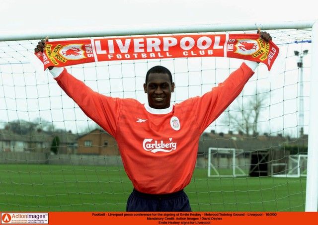 Football - Liverpool press conference for the signing of Emile Heskey - Melwood Training Ground - Liverpool - 10/3/00 
Mandatory Credit: Action Images / David Davies 
Emile Heskey signs for Liverpool