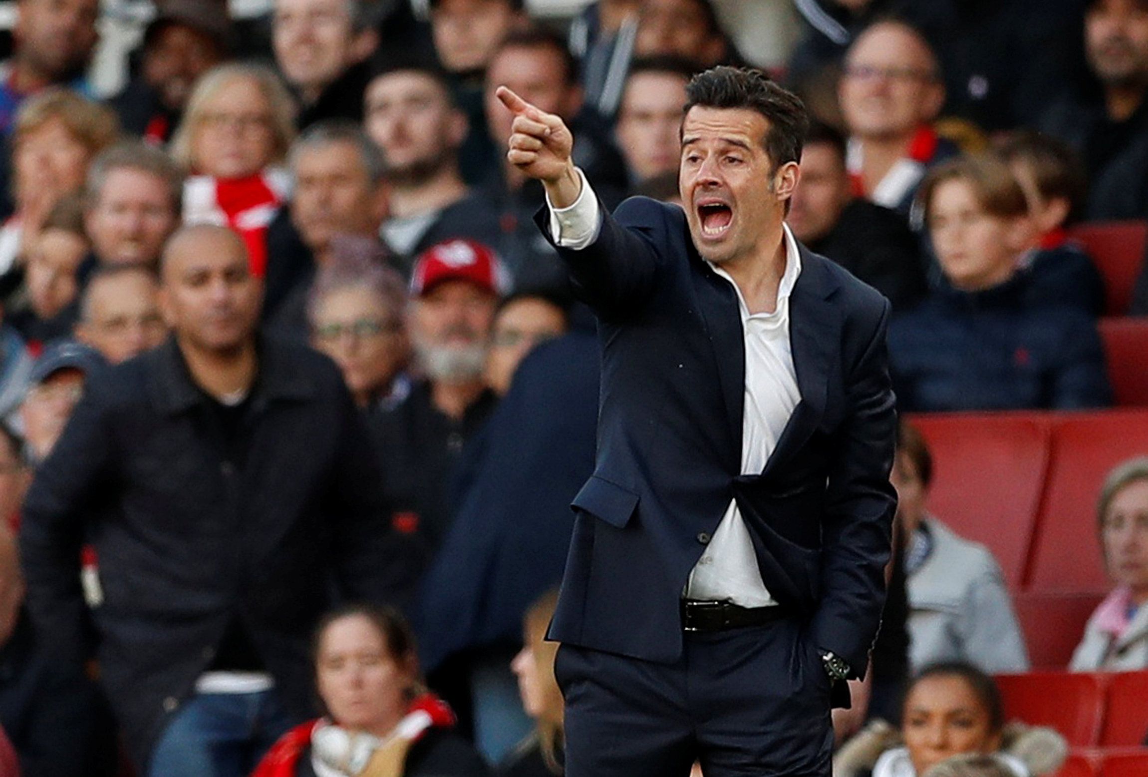 Soccer Football - Premier League - Arsenal v Everton - Emirates Stadium, London, Britain - September 23, 2018  Everton manager Marco Silva reacts during the match                       Action Images via Reuters/John Sibley  EDITORIAL USE ONLY. No use with unauthorized audio, video, data, fixture lists, club/league logos or 