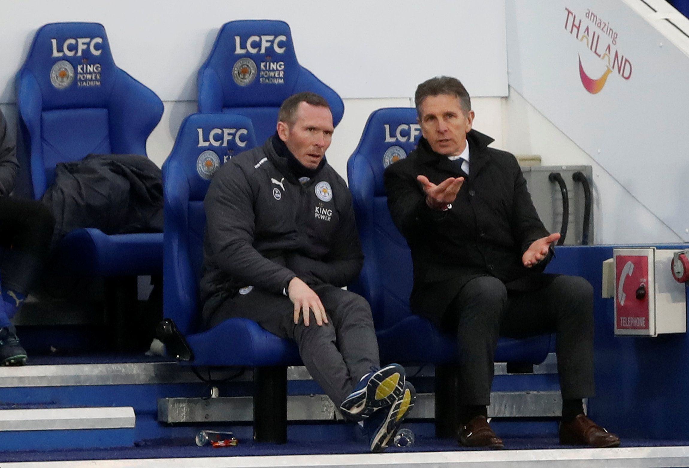 Soccer Football - Premier League - Leicester City vs Swansea City - King Power Stadium, Leicester, Britain - February 3, 2018   Leicester City manager Claude Puel talks to assistant manager Michael Appleton   Action Images via Reuters/Carl Recine    EDITORIAL USE ONLY. No use with unauthorized audio, video, data, fixture lists, club/league logos or "live" services. Online in-match use limited to 75 images, no video emulation. No use in betting, games or single club/league/player publications.  P