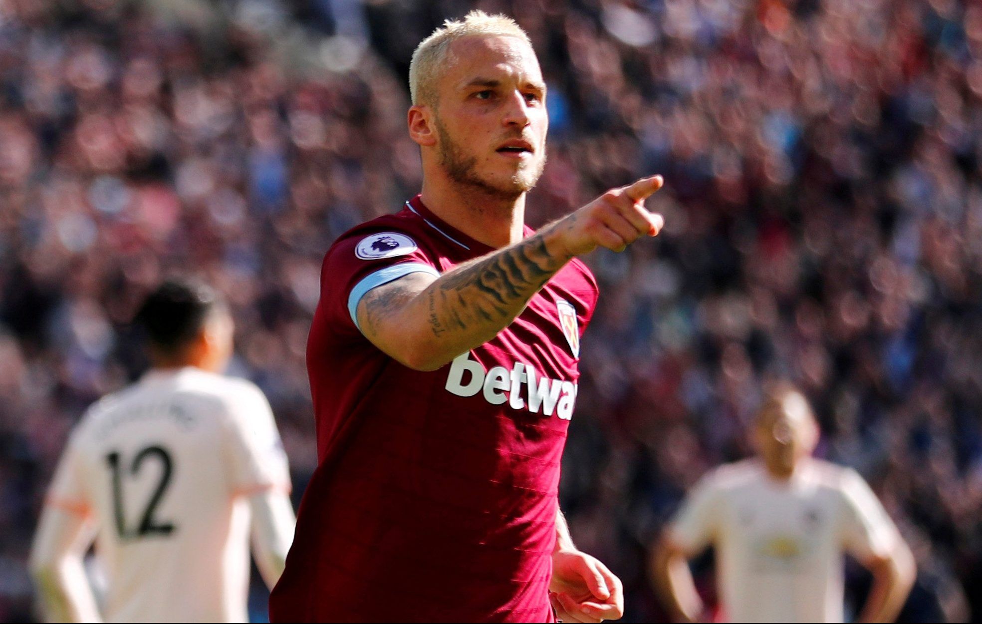 Soccer Football - Premier League - West Ham United v Manchester United - London Stadium, London, Britain - September 29, 2018  West Ham's Marko Arnautovic celebrates scoring their third goal   REUTERS/Eddie Keogh  EDITORIAL USE ONLY. No use with unauthorized audio, video, data, fixture lists, club/league logos or 