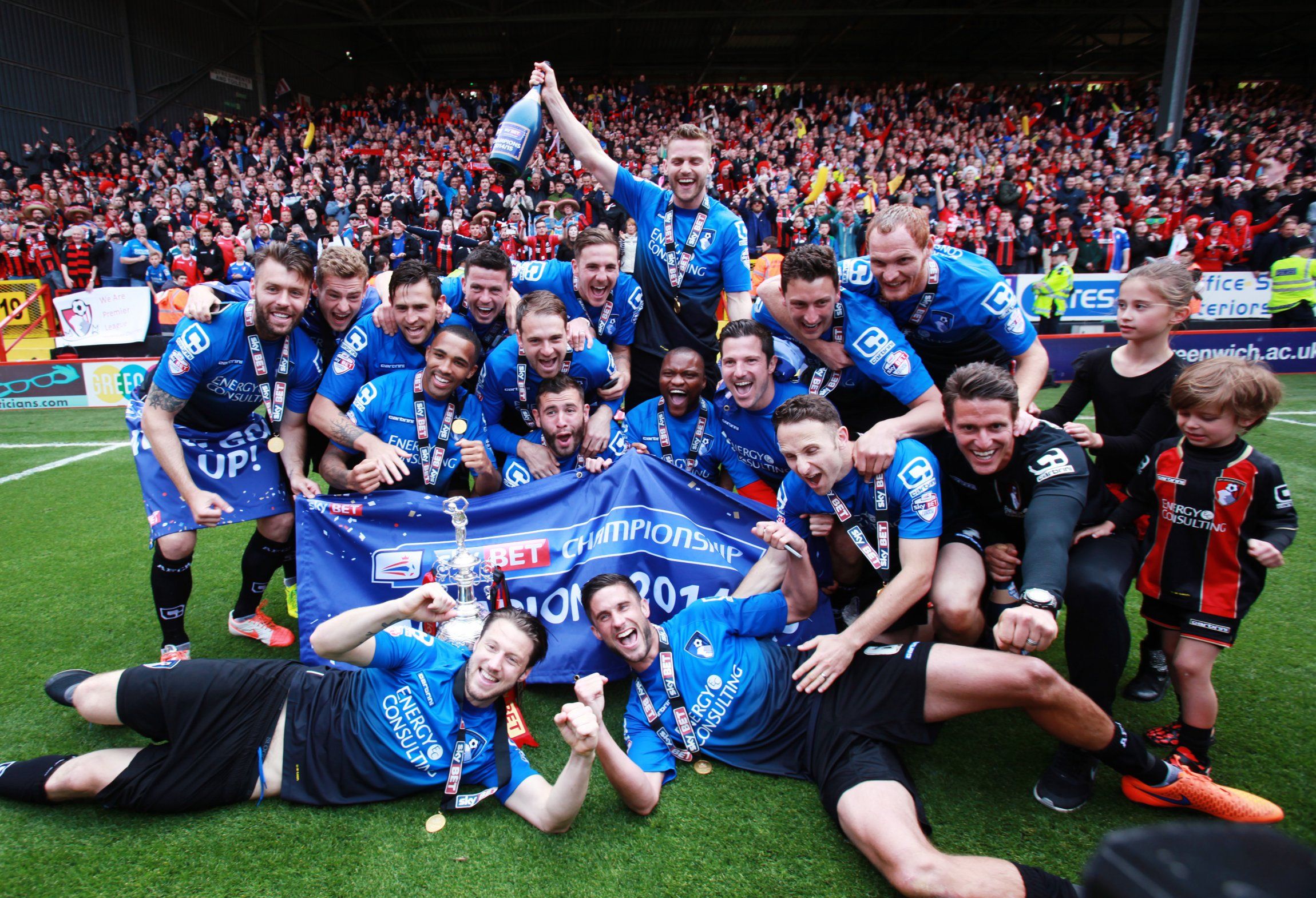 Bournemouth celebrate winning the Sky Bet Football League Championship