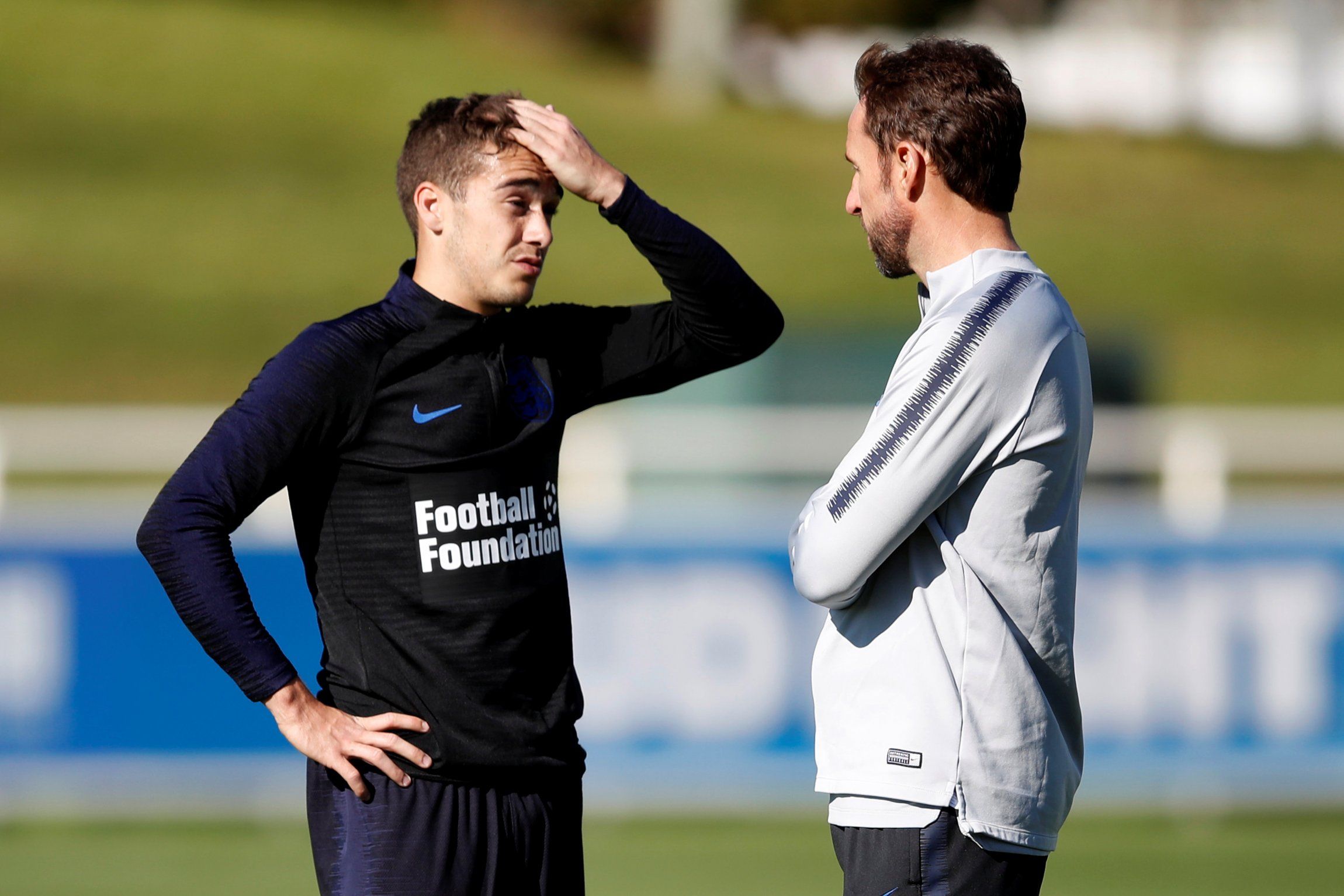 Manager Gareth Southgate and Harry Winks in England training