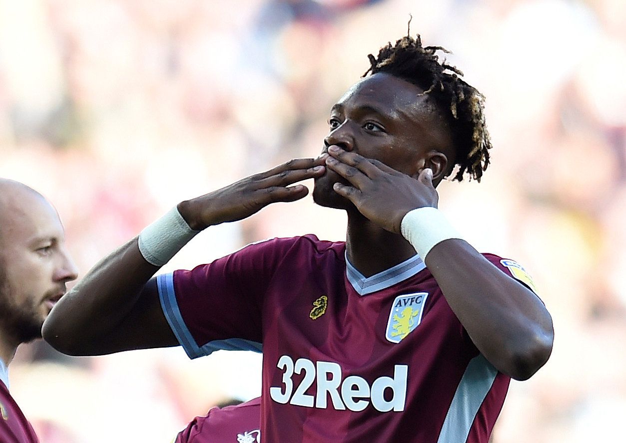 Soccer Football - Championship - Aston Villa v Swansea City - Villa Park, Birmingham, Britain - October 20, 2018  Aston Villa's Tammy Abraham celebrates scoring their first goal   Action Images/Alan Walter  EDITORIAL USE ONLY. No use with unauthorized audio, video, data, fixture lists, club/league logos or 