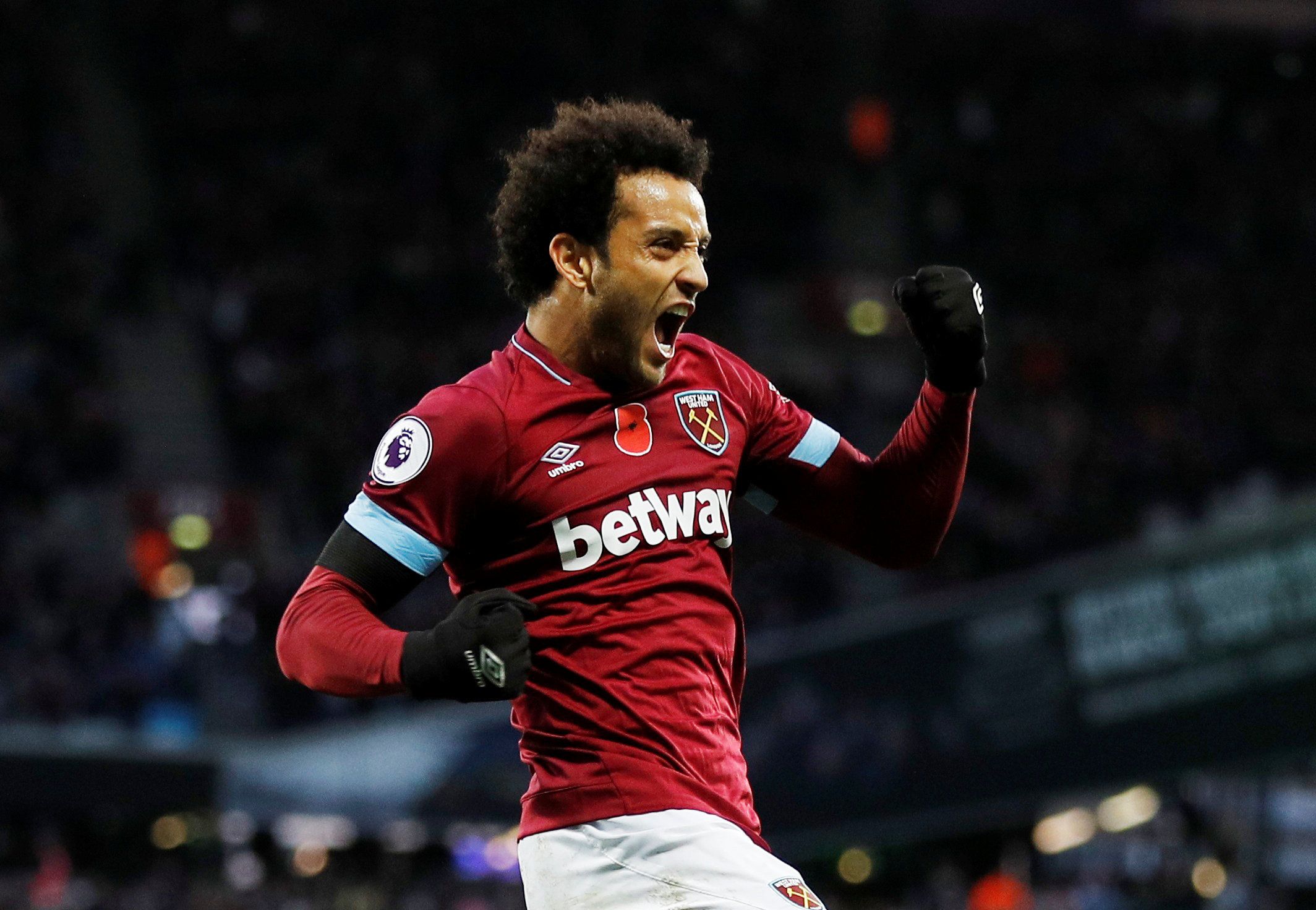 Soccer Football - Premier League - West Ham United v Burnley - London Stadium, London, Britain - November 3, 2018  West Ham's Felipe Anderson celebrates scoring their second goal          REUTERS/Peter Nicholls  EDITORIAL USE ONLY. No use with unauthorized audio, video, data, fixture lists, club/league logos or 