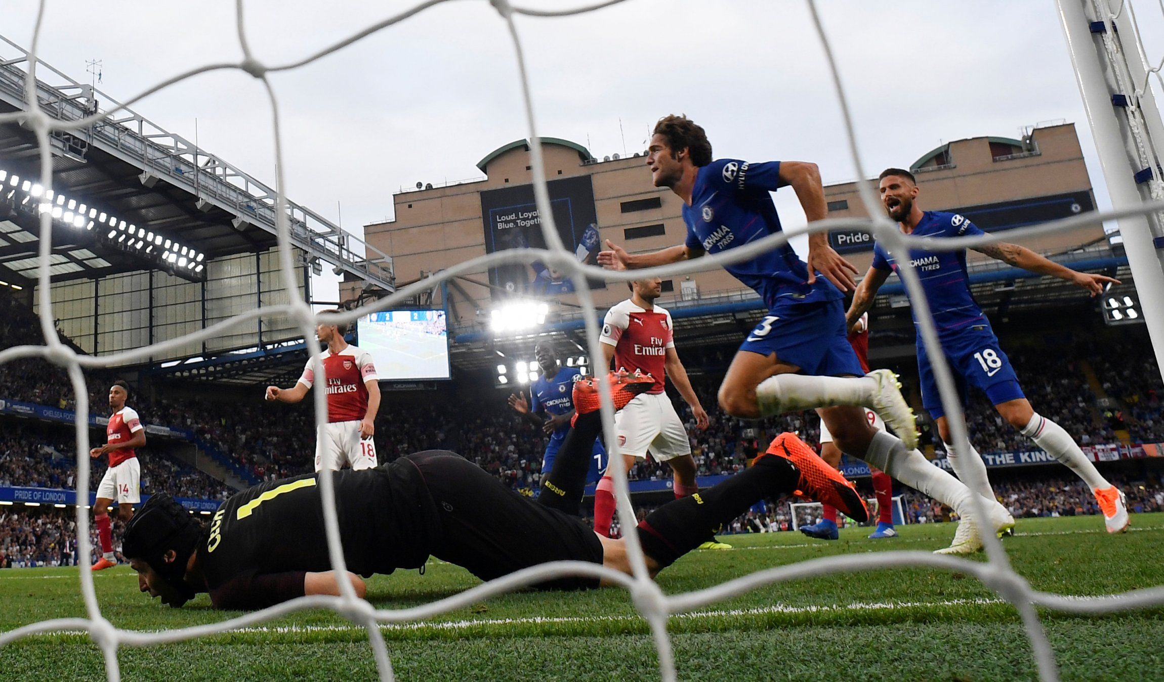 Marcos Alonso scores against Arsenal