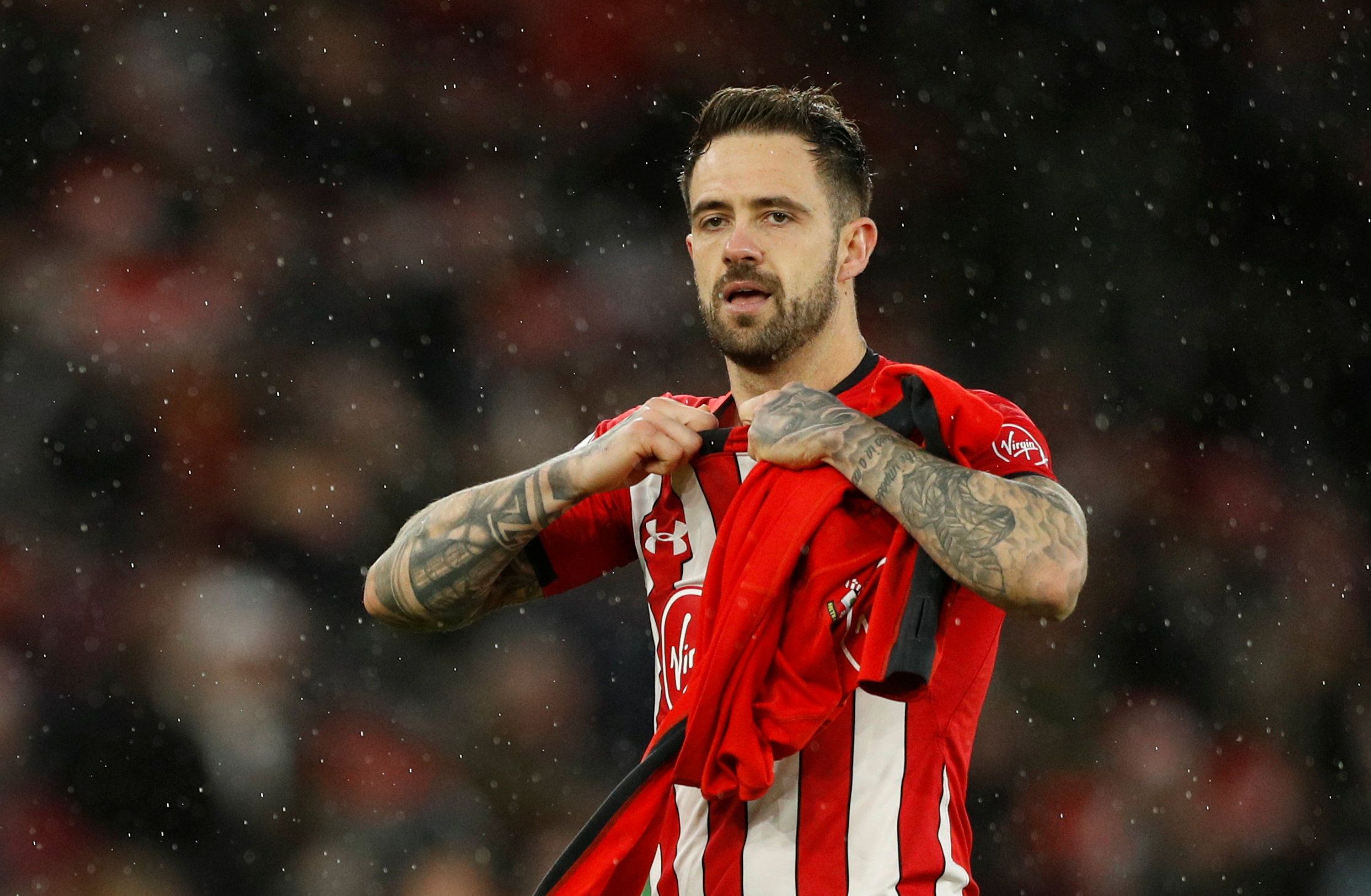 Soccer Football - Premier League - Southampton v Arsenal - St Mary's Stadium, Southampton, Britain - December 16, 2018  Southampton's Danny Ings celebrates at the end of the match   Action Images via Reuters/John Sibley  EDITORIAL USE ONLY. No use with unauthorized audio, video, data, fixture lists, club/league logos or 