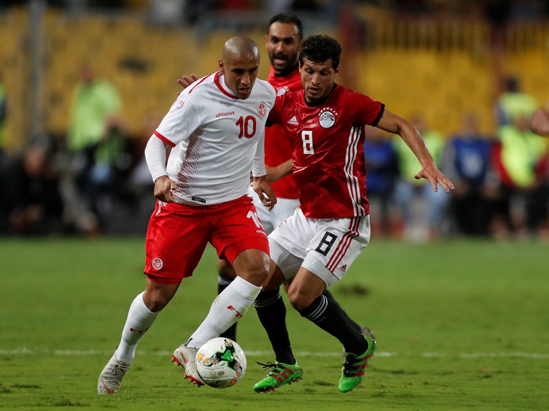 Soccer Football - African Nations Cup Qualifier - Egypt v Tunisia - Borg El Arab Stadium, Alexandria, Egypt - November 16, 2018   Tunisia's Wahbi Khazri in action with Egypt's Tarek Hamed  REUTERS/Amr Abdallah Dalsh