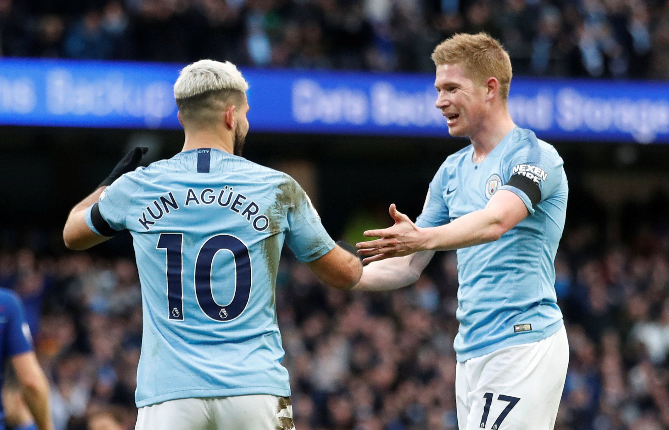 Soccer Football - Premier League - Manchester City v Chelsea - Etihad Stadium, Manchester, Britain - February 10, 2019  Manchester City's Sergio Aguero and Kevin De Bruyne celebrate during the match           Action Images via Reuters/Carl Recine  EDITORIAL USE ONLY. No use with unauthorized audio, video, data, fixture lists, club/league logos or 