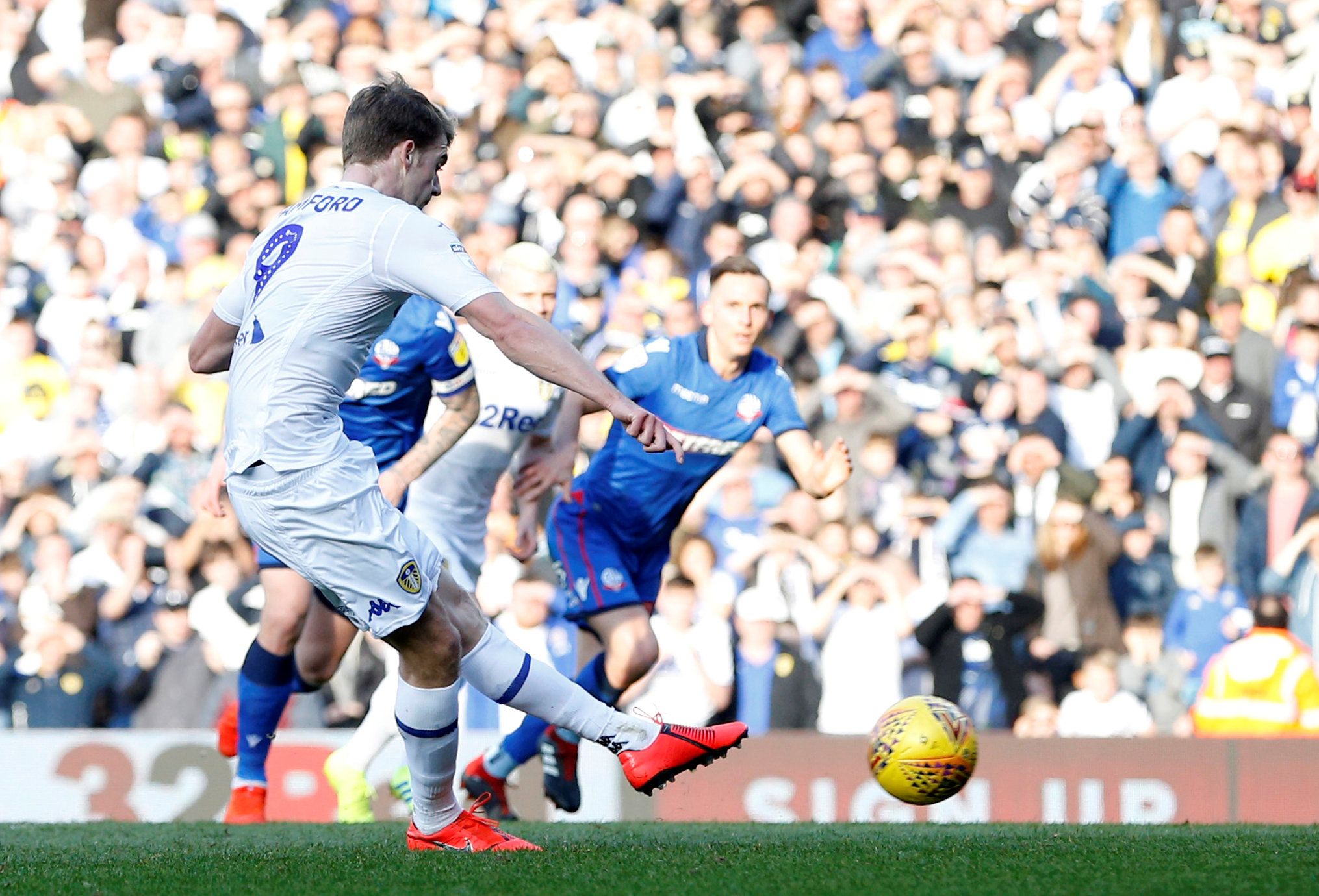 Soccer Football - Championship - Leeds United v Bolton Wanderers - Elland Road, Leeds, Britain - February 23, 2019  Leeds United's Patrick Bamford scores their first goal from a penalty  Action Images/Ed Sykes  EDITORIAL USE ONLY. No use with unauthorized audio, video, data, fixture lists, club/league logos or 