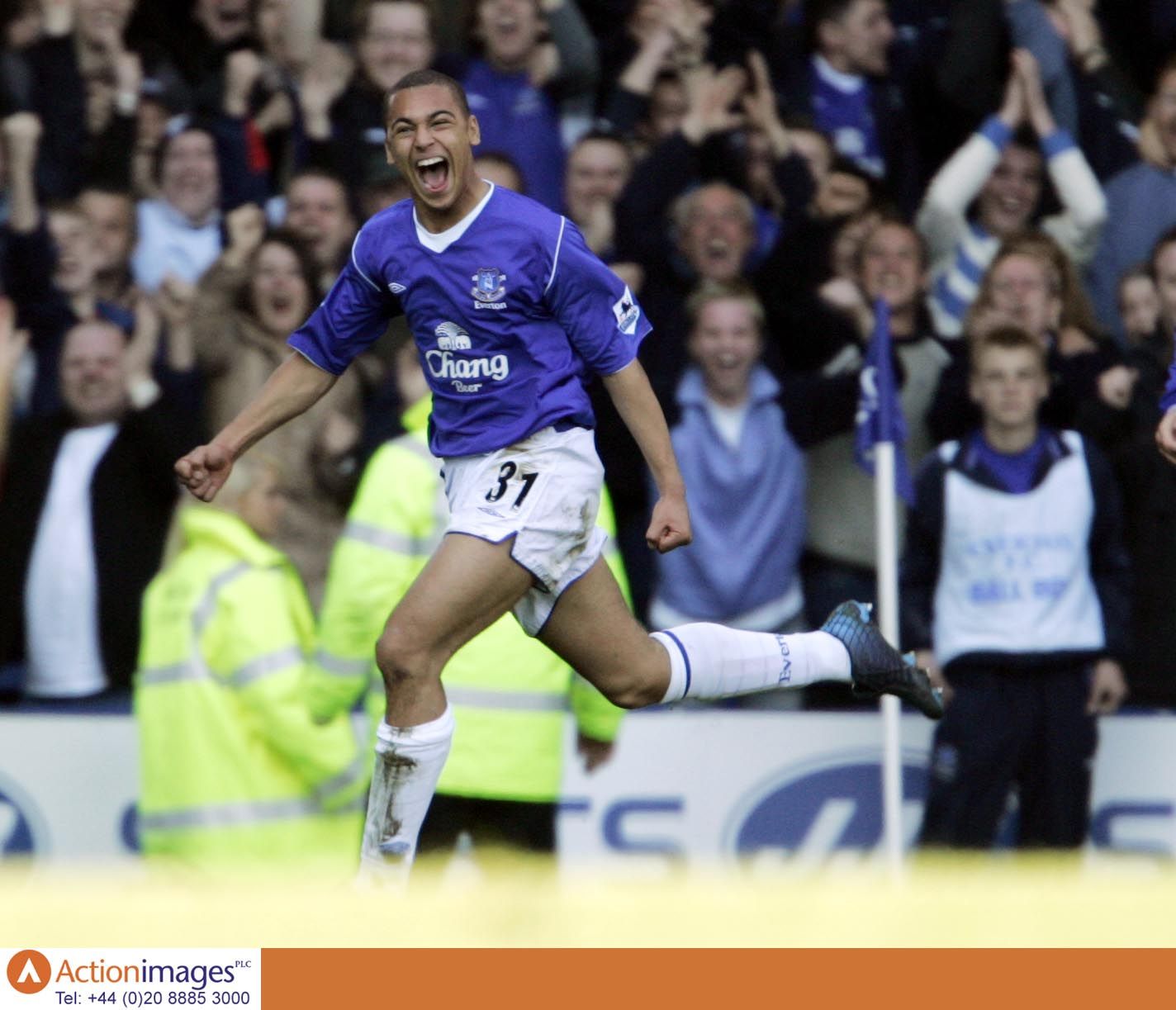 Football - Everton v Crystal Palace FA Barclays Premiership  - Goodison Park - 10/4/05 
James Vaughan celebrates after scoring the fourth goal for Everton 
Mandatory Credit: Action Images / Darren Walsh 
Livepic 
NO ONLINE/INTERNET USE WITHOUT A LICENCE FROM THE FOOTBALL DATA CO LTD. FOR LICENCE ENQUIRIES PLEASE TELEPHONE +44 207 298 1656.