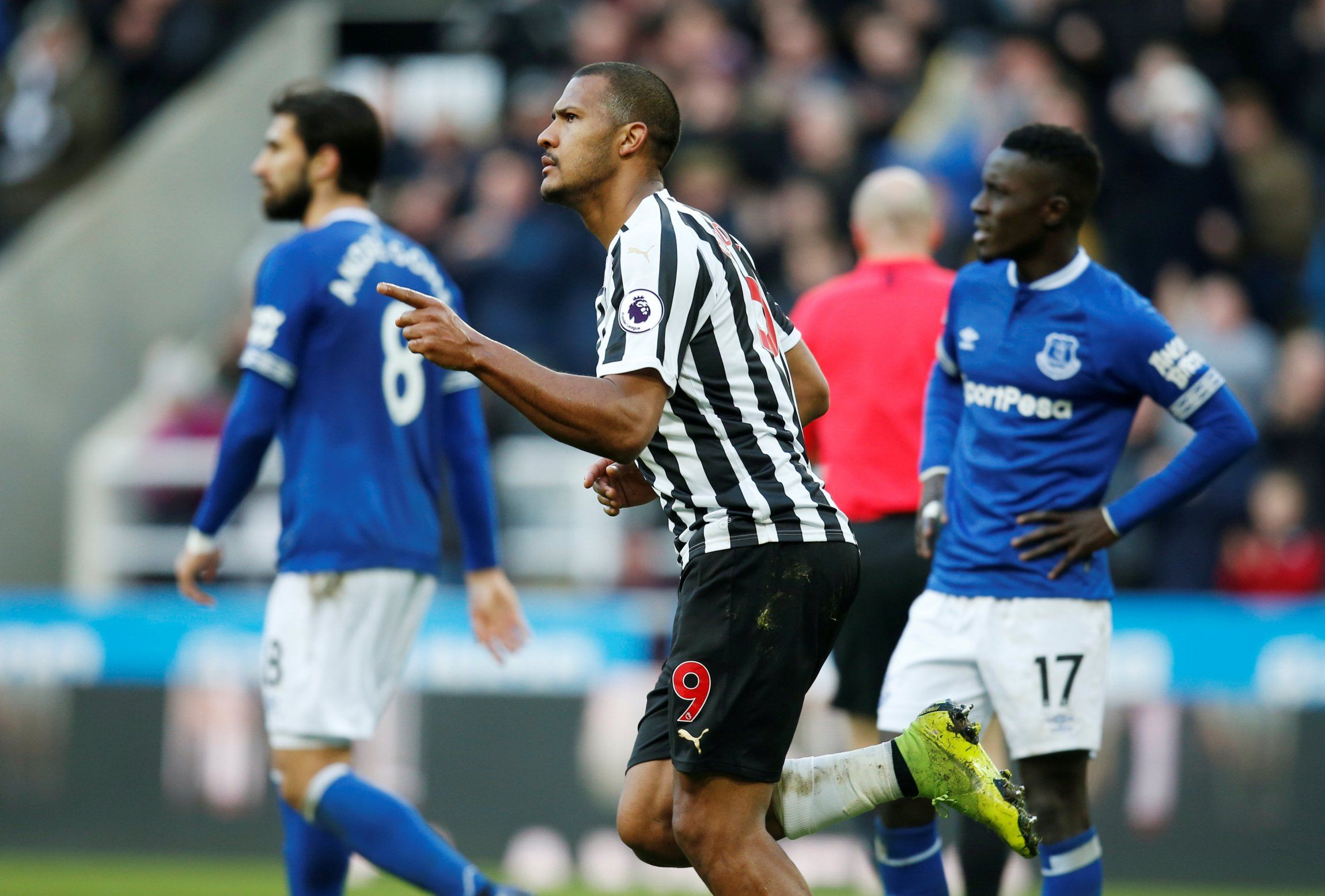 Salomon Rondon in action for Newcastle. 