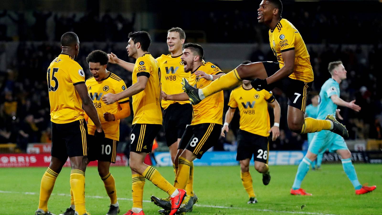 Pundit View: Alan Smith claims Wolves' season has been spectacular