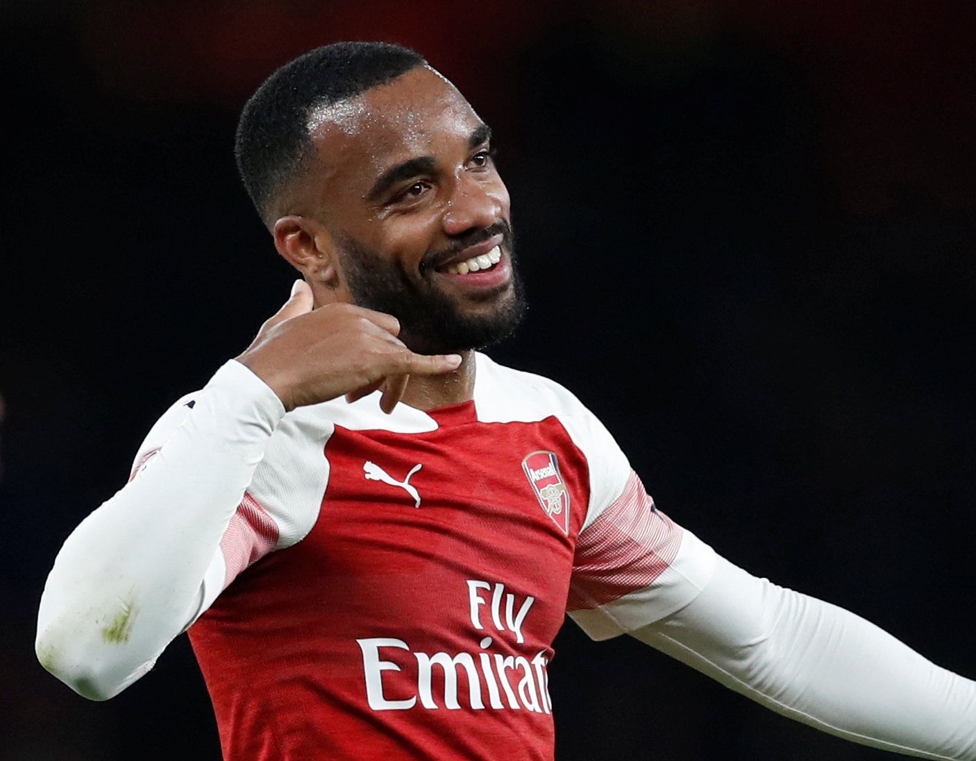 Soccer Football - Premier League - Arsenal v Newcastle United - Emirates Stadium, London, Britain - April 1, 2019  Arsenal's Alexandre Lacazette celebrates after the match   REUTERS/David Klein  EDITORIAL USE ONLY. No use with unauthorized audio, video, data, fixture lists, club/league logos or 