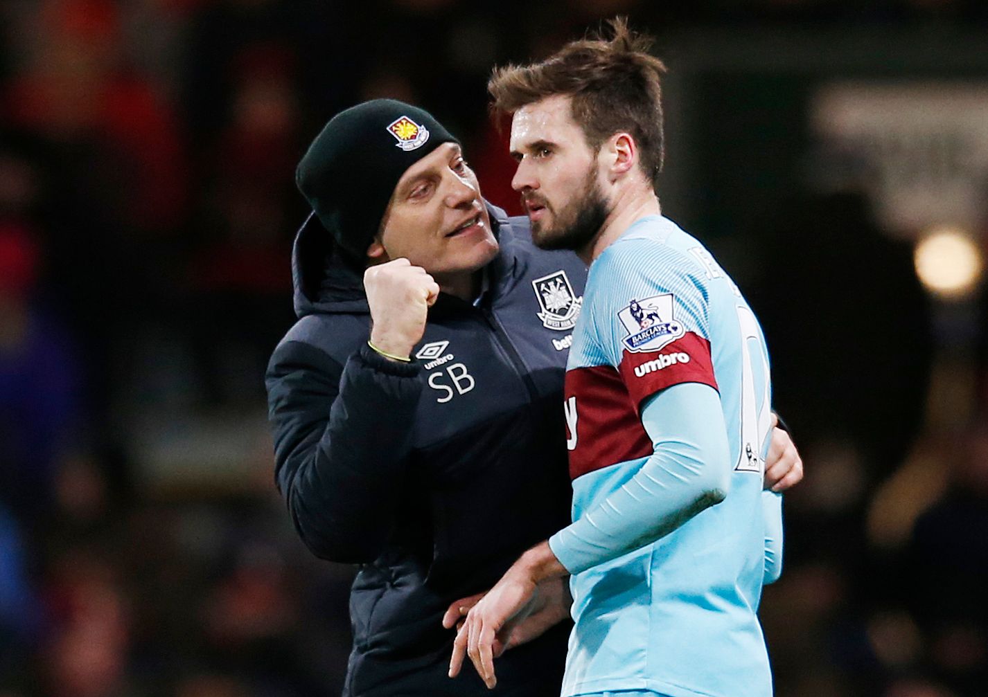 West Ham manager Slaven Bilic speaks with Carl Jenkinson
Mandatory Credit: Action Images / Paul Childs
Livepic
EDITORIAL USE ONLY. No use with unauthorized audio, video, data, fixture lists, club/league logos or 