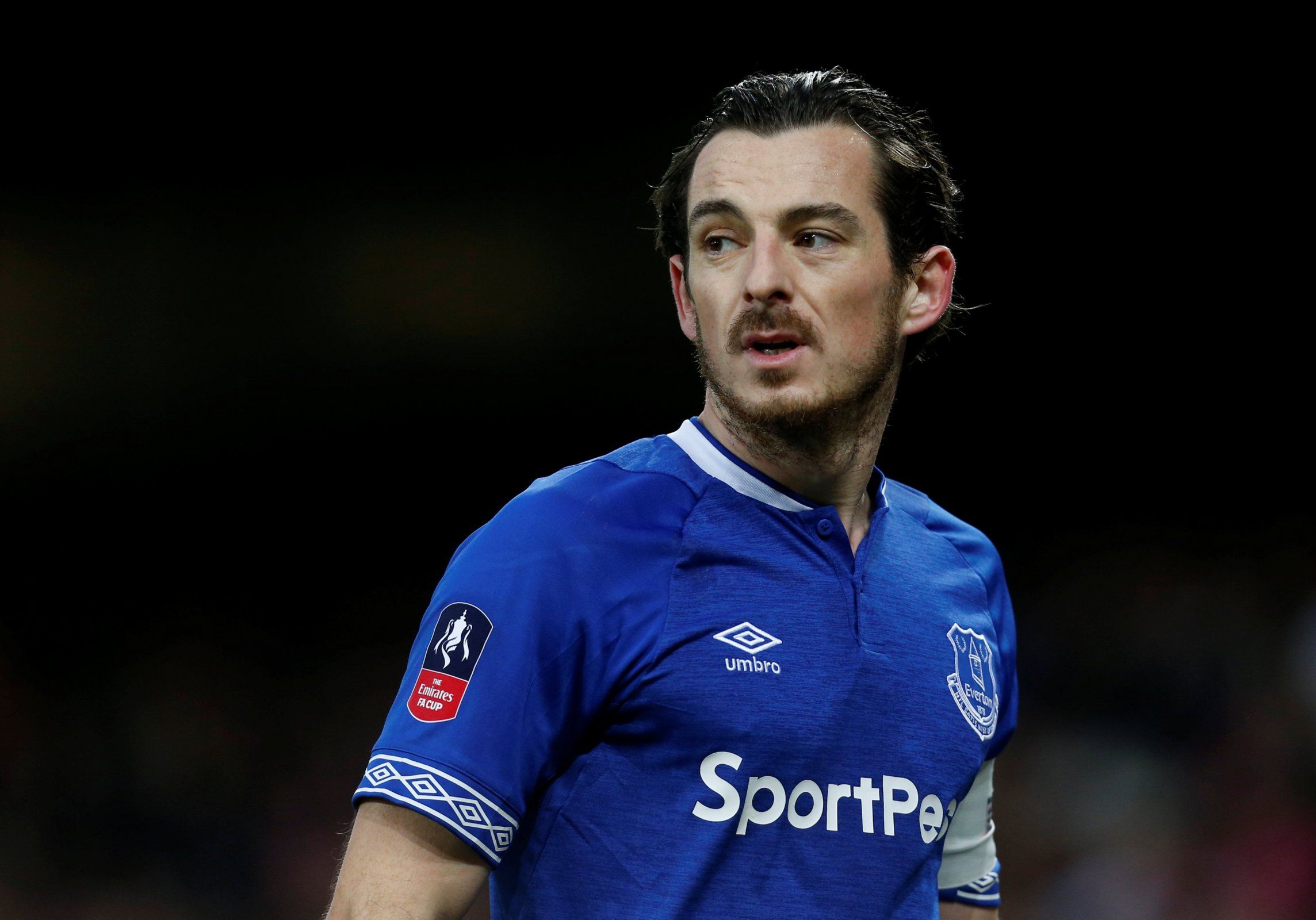 Leighton Baines - Hậu Vệ Cánh Với Cú Sút Mạnh Mẽ Khám Phá Huyền Thoại Tại Everton