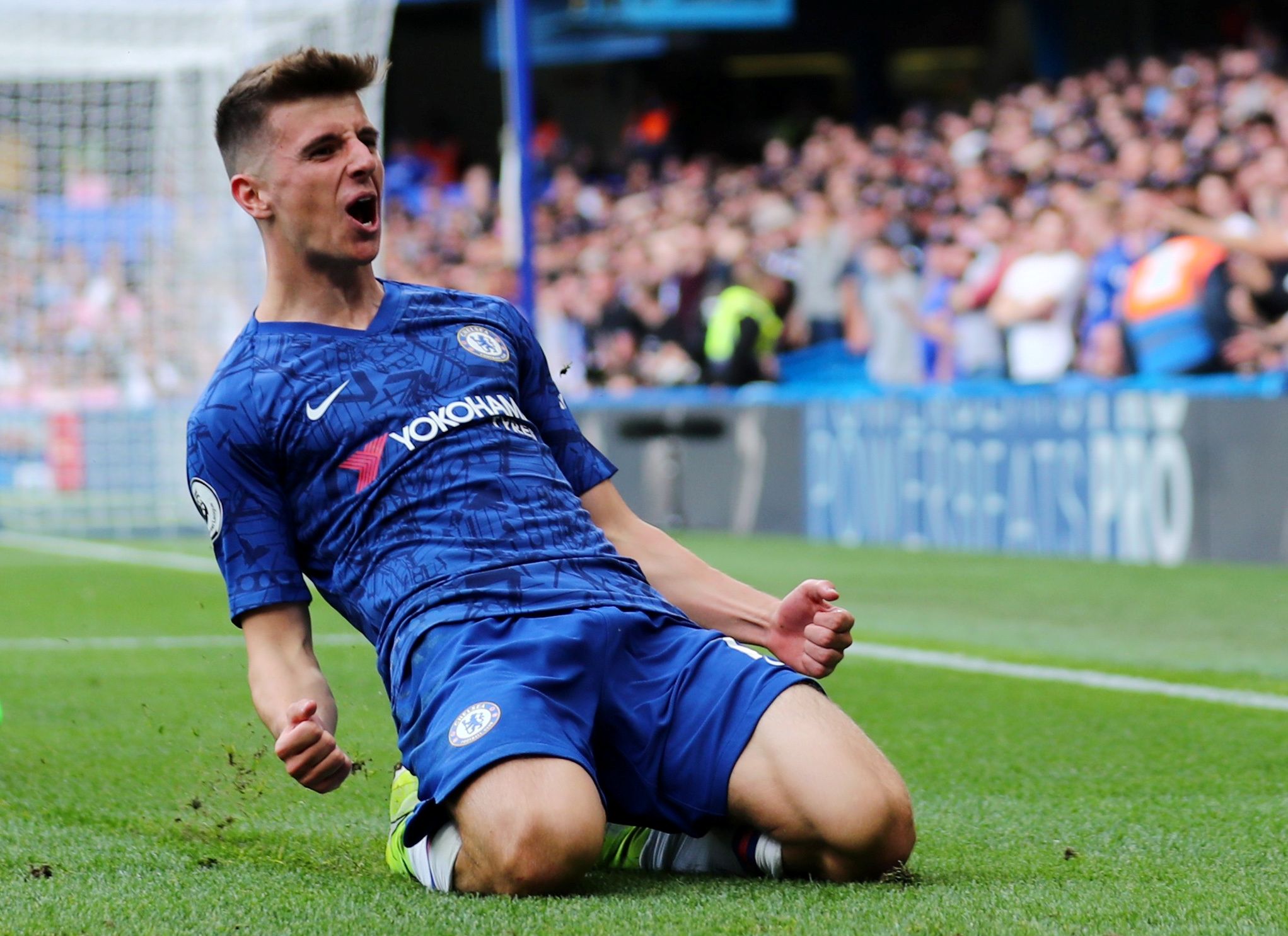 Soccer Football - Premier League - Chelsea v Leicester City - Stamford Bridge, London, Britain - August 18, 2019  Chelsea's Mason Mount celebrates scoring their first goal   REUTERS/Eddie Keogh  EDITORIAL USE ONLY. No use with unauthorized audio, video, data, fixture lists, club/league logos or 