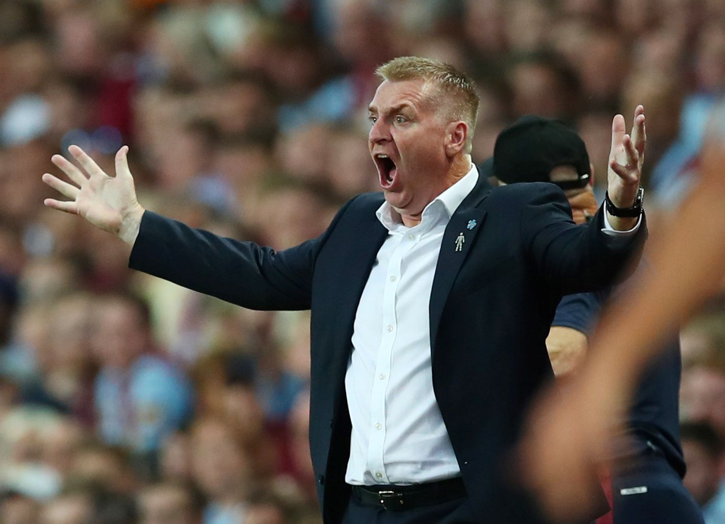 Soccer Football - Premier League - Aston Villa v Everton - Villa Park, Birmingham, Britain - August 23, 2019  Aston Villa manager Dean Smith reacts  REUTERS/Eddie Keogh  EDITORIAL USE ONLY. No use with unauthorized audio, video, data, fixture lists, club/league logos or 