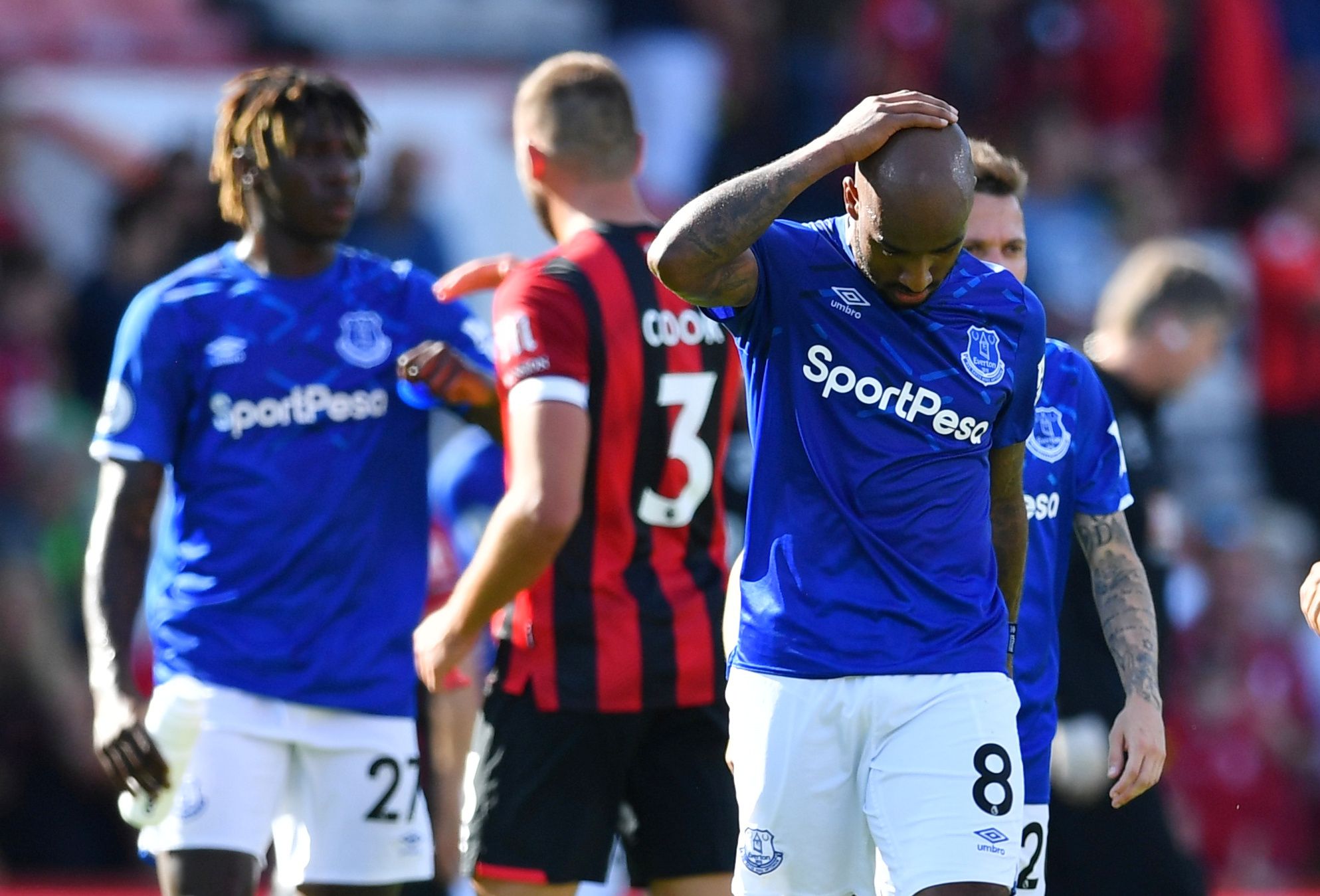 Soccer Football - Premier League - AFC Bournemouth v Everton - Vitality Stadium, Bournemouth, Britain - September 15, 2019  Everton's Fabian Delph looks dejected after the match  REUTERS/Dylan Martinez  EDITORIAL USE ONLY. No use with unauthorized audio, video, data, fixture lists, club/league logos or 