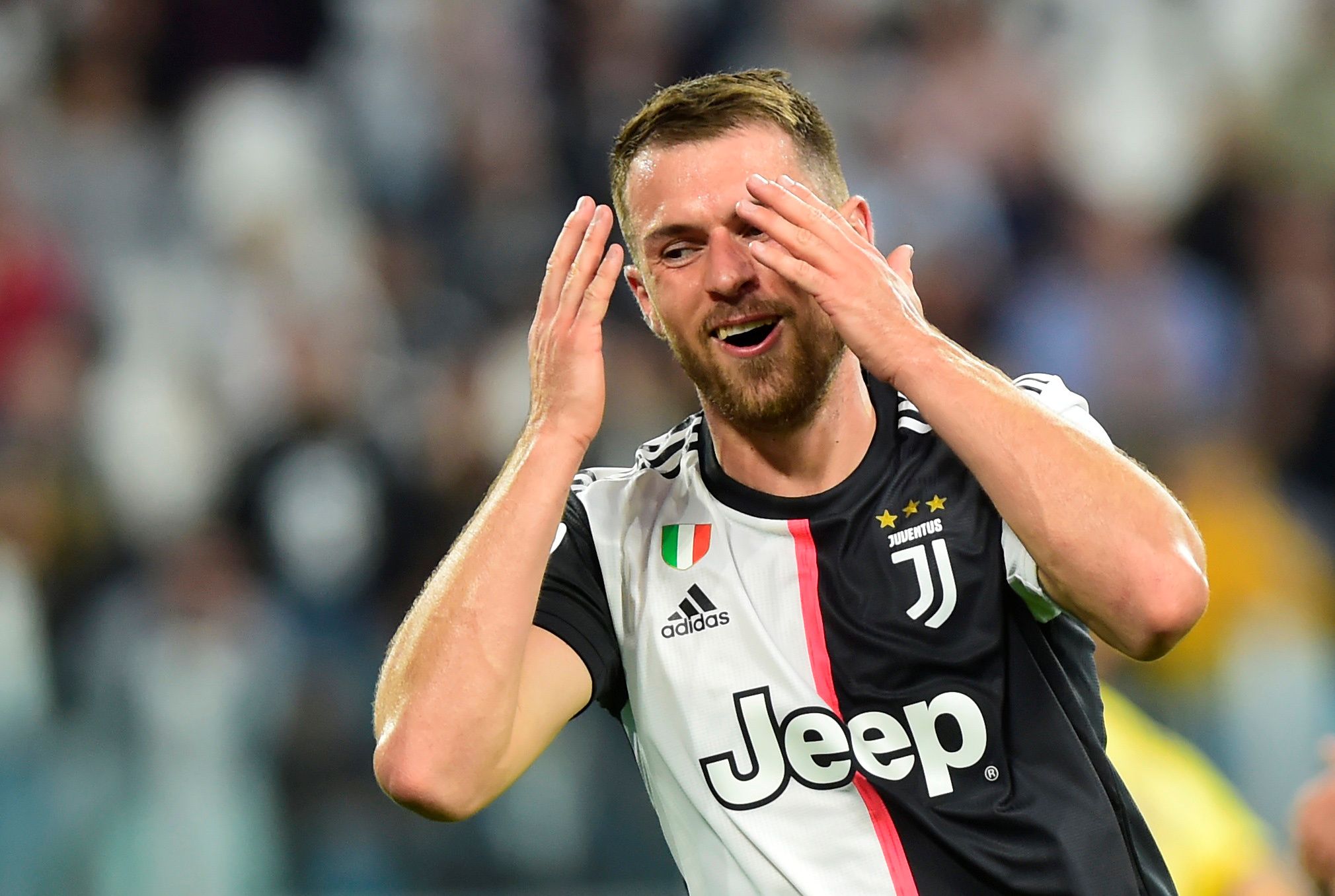 Soccer Football - Serie A - Juventus v Hellas Verona - Allianz Stadium, Turin, Italy - September 21, 2019  Juventus' Aaron Ramsey reacts  REUTERS/Massimo Pinca
