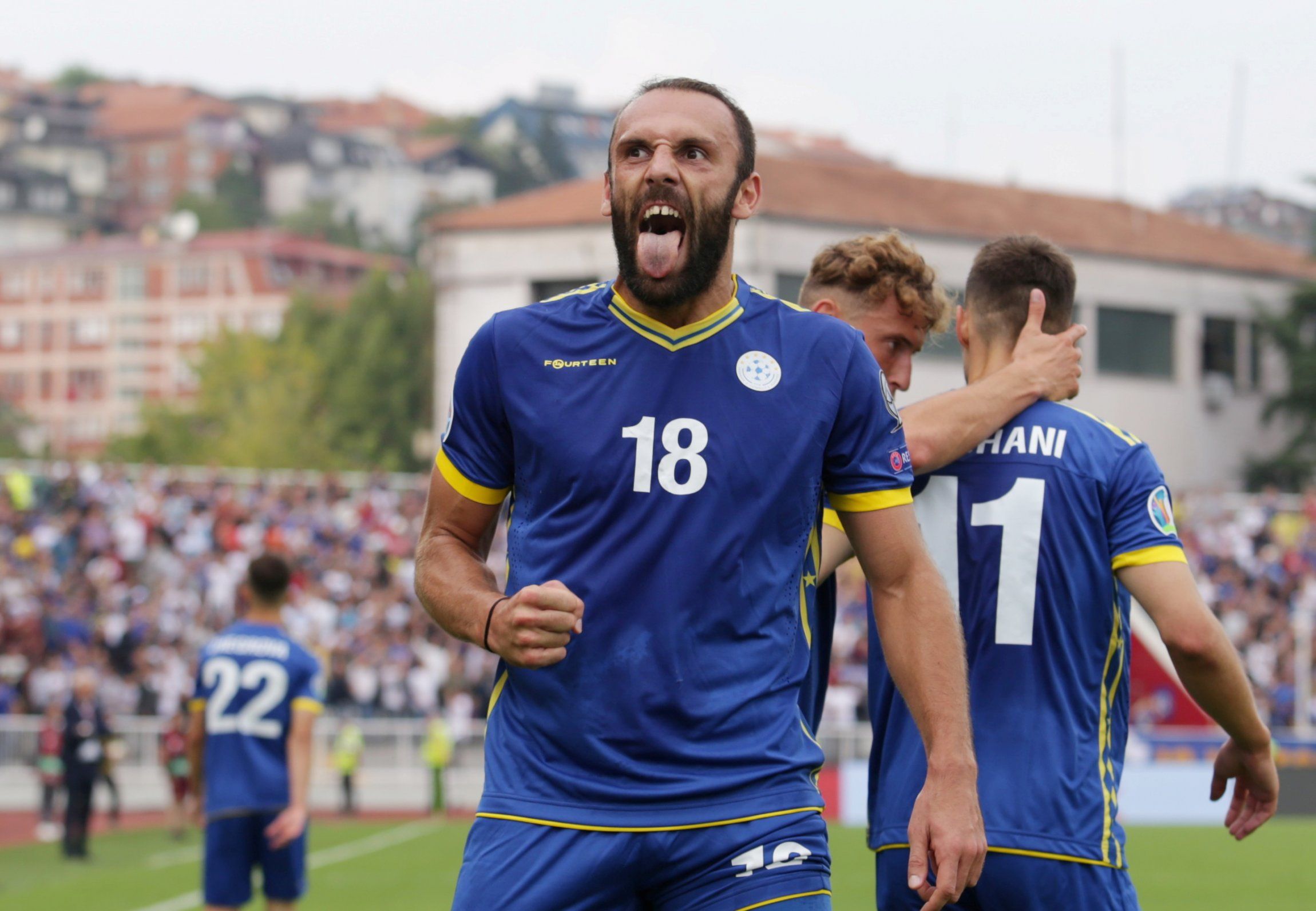Vedat Muriqi celebrating after scoring for Kosovo against Czech Republic
