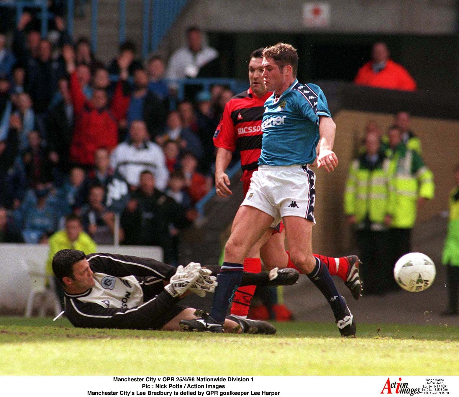 Manchester City v QPR 25/4/98 Nationwide Division 1 
Pic : Nick Potts / Action Images 
Manchester City's Lee Bradbury is defied by QPR goalkeeper Lee Harper 
Queens Park Rangers