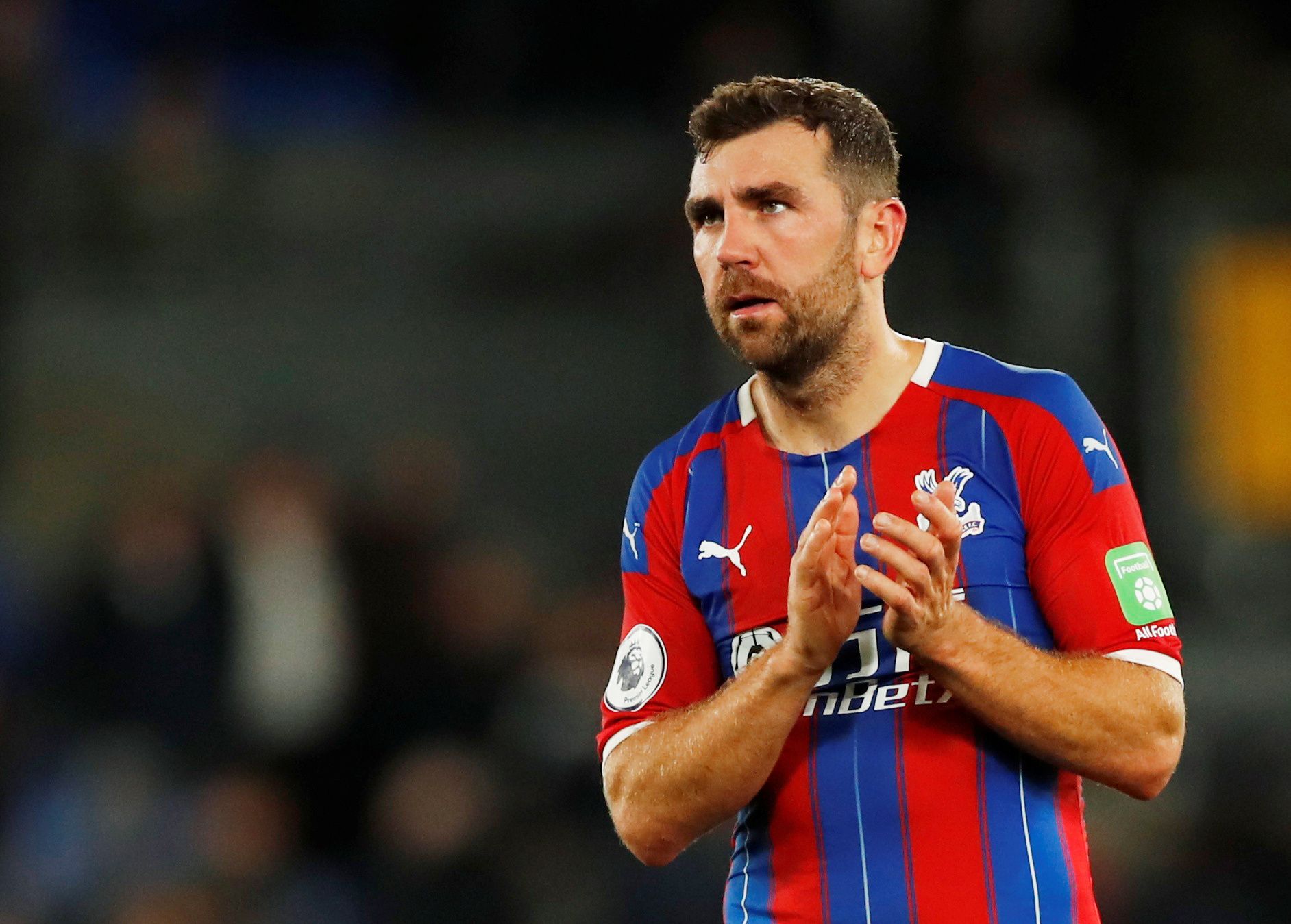Soccer Football - Premier League - Crystal Palace v Manchester City - Selhurst Park, London, Britain - October 19, 2019  Crystal Palace's James McArthur looks dejected at the end of the match   Action Images via Reuters/Andrew Boyers  EDITORIAL USE ONLY. No use with unauthorized audio, video, data, fixture lists, club/league logos or 