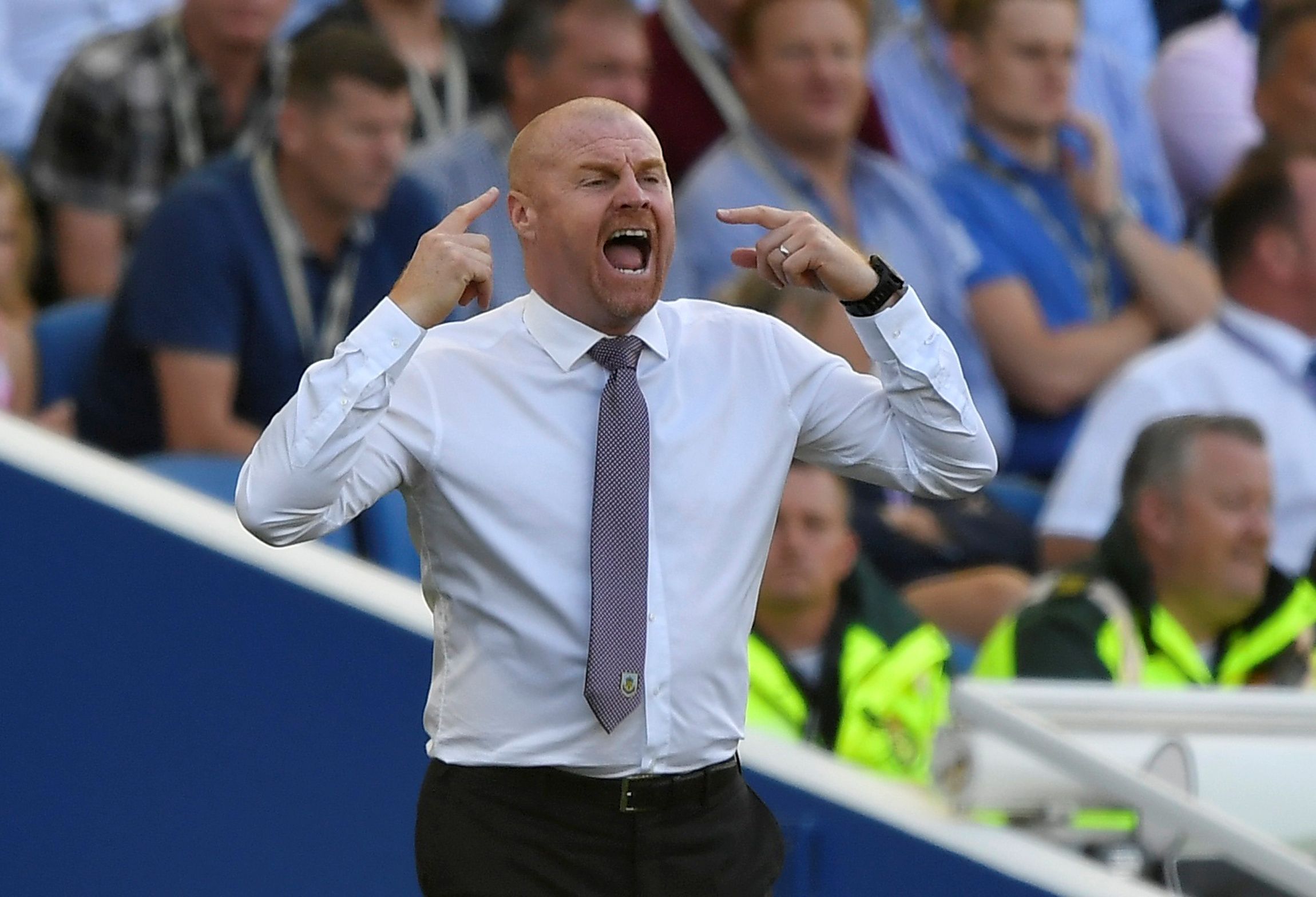 Soccer Football - Premier League - Brighton &amp; Hove Albion v Burnley - The American Express Community Stadium, Brighton, Britain - September 14, 2019  Burnley manager Sean Dyche gestures and reacts REUTERS/Toby Melville  EDITORIAL USE ONLY. No use with unauthorized audio, video, data, fixture lists, club/league logos or 