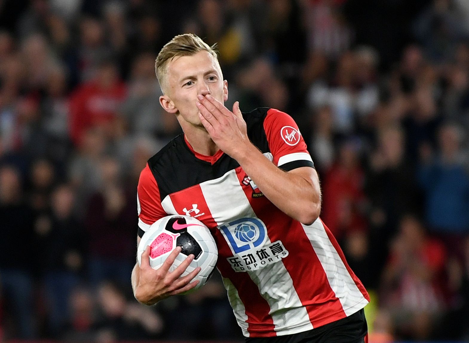 Soccer Football - Premier League - Southampton v AFC Bournemouth - St Mary's Stadium, Southampton, Britain - September 20, 2019   Southampton's James Ward-Prowse celebrates scoring their first goal from the penalty spot        Action Images via Reuters/Tony O'Brien    EDITORIAL USE ONLY. No use with unauthorized audio, video, data, fixture lists, club/league logos or "live" services. Online in-match use limited to 75 images, no video emulation. No use in betting, games or single club/league/play